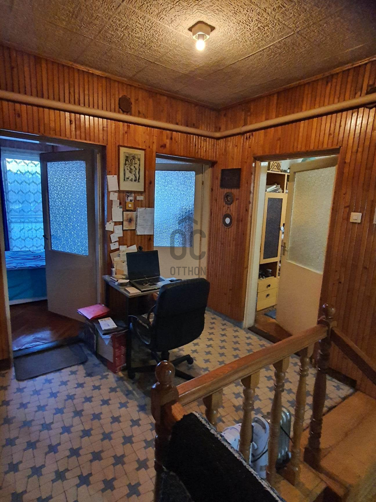 Gallery zoom image