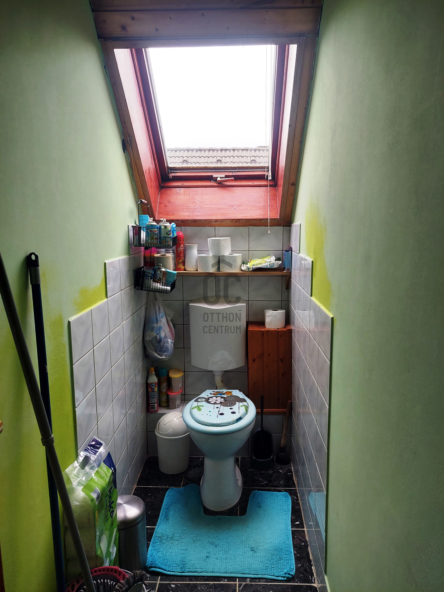 Gallery zoom image