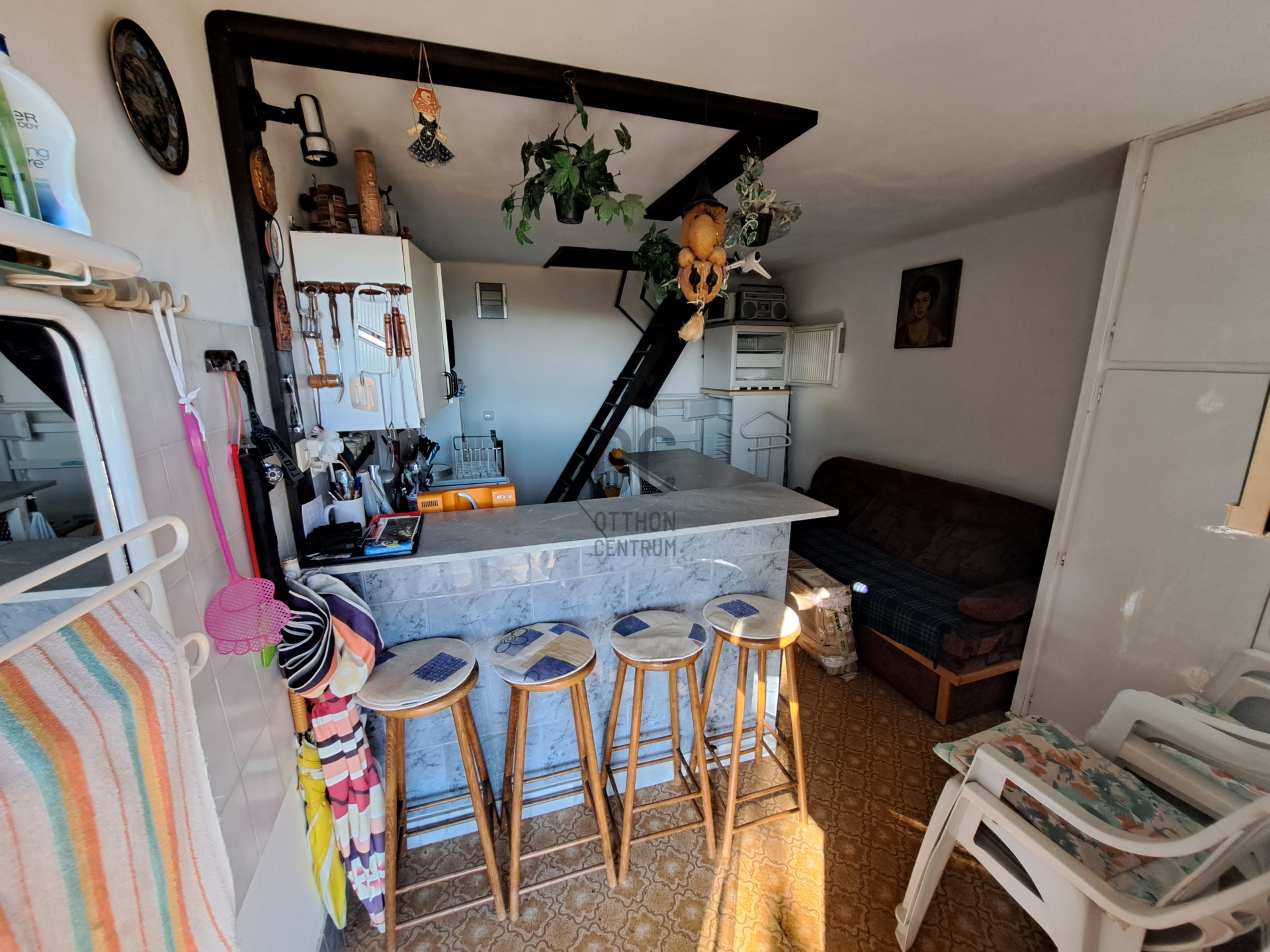 Gallery zoom image