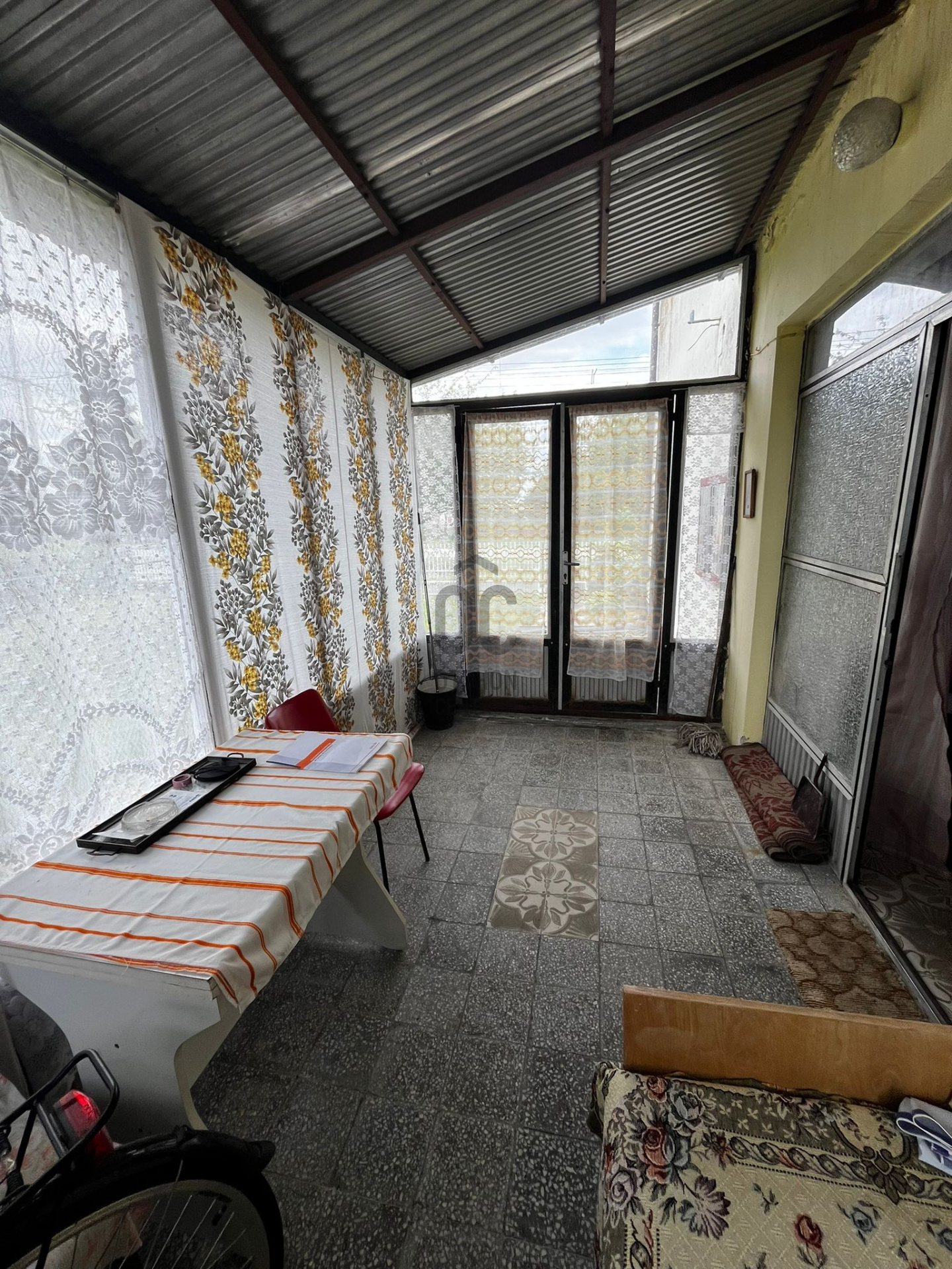 Gallery zoom image