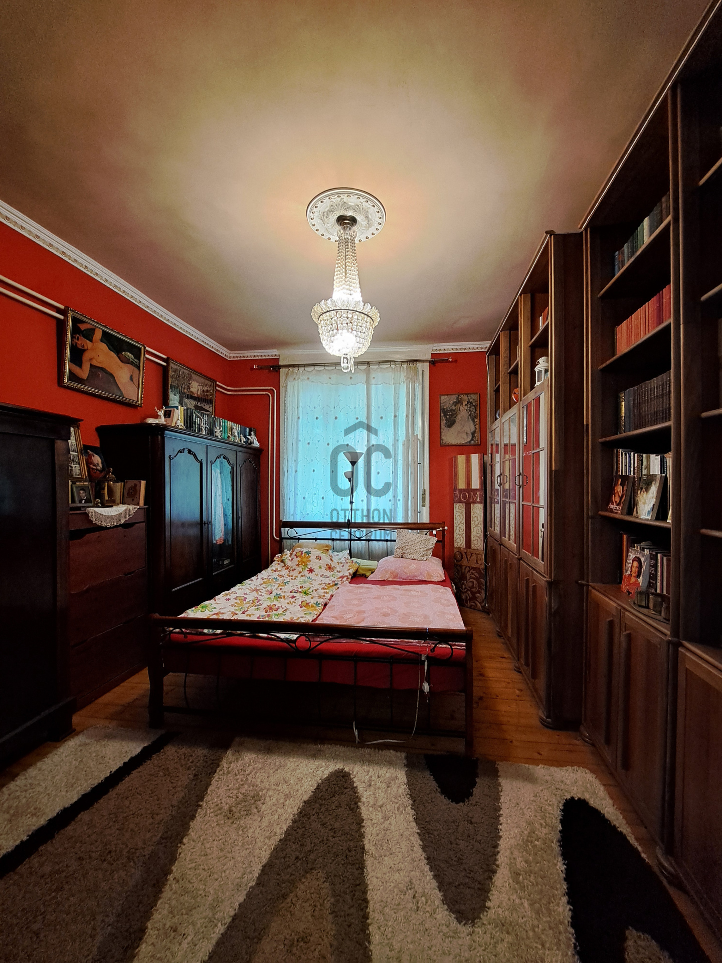 Gallery zoom image