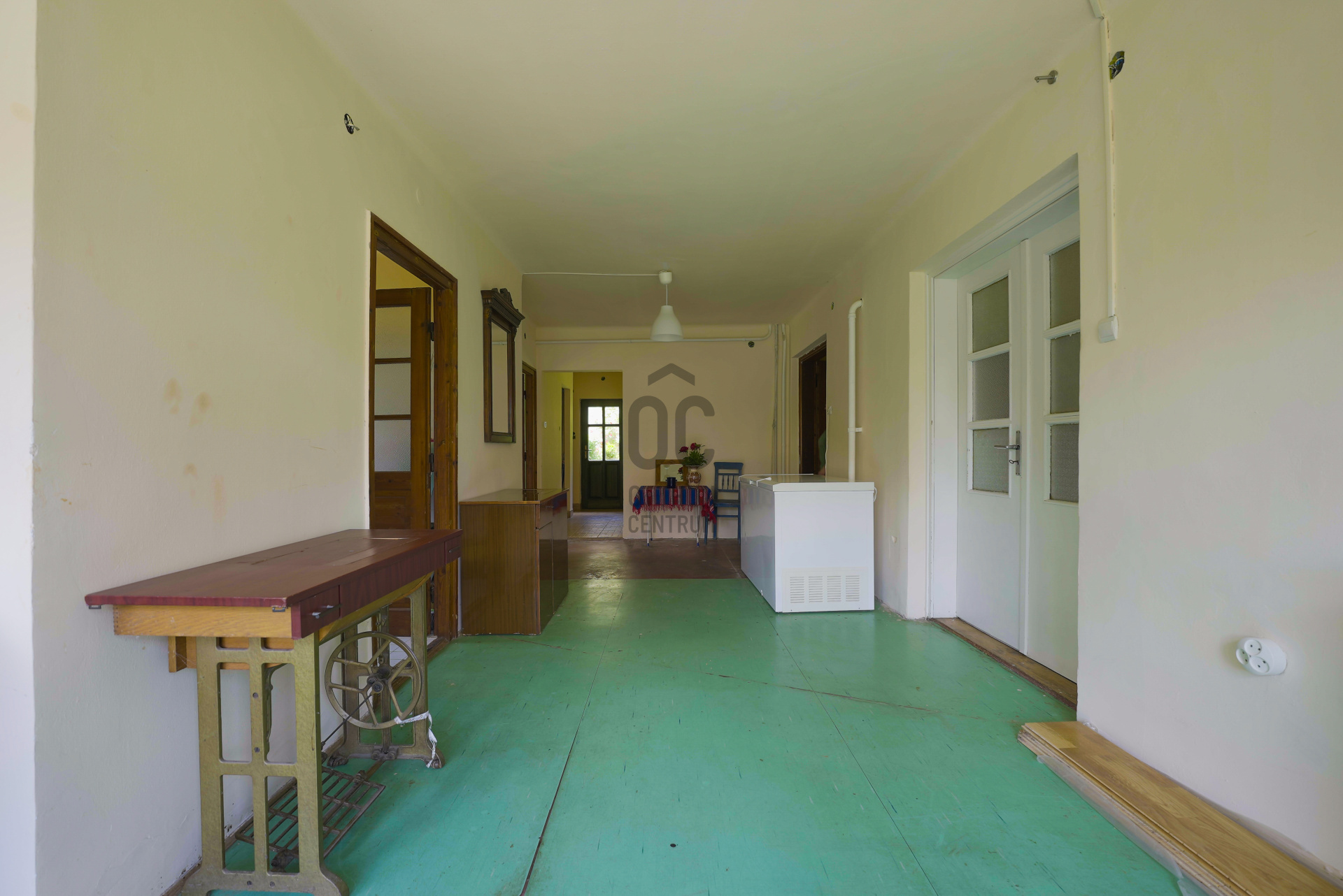 Gallery zoom image