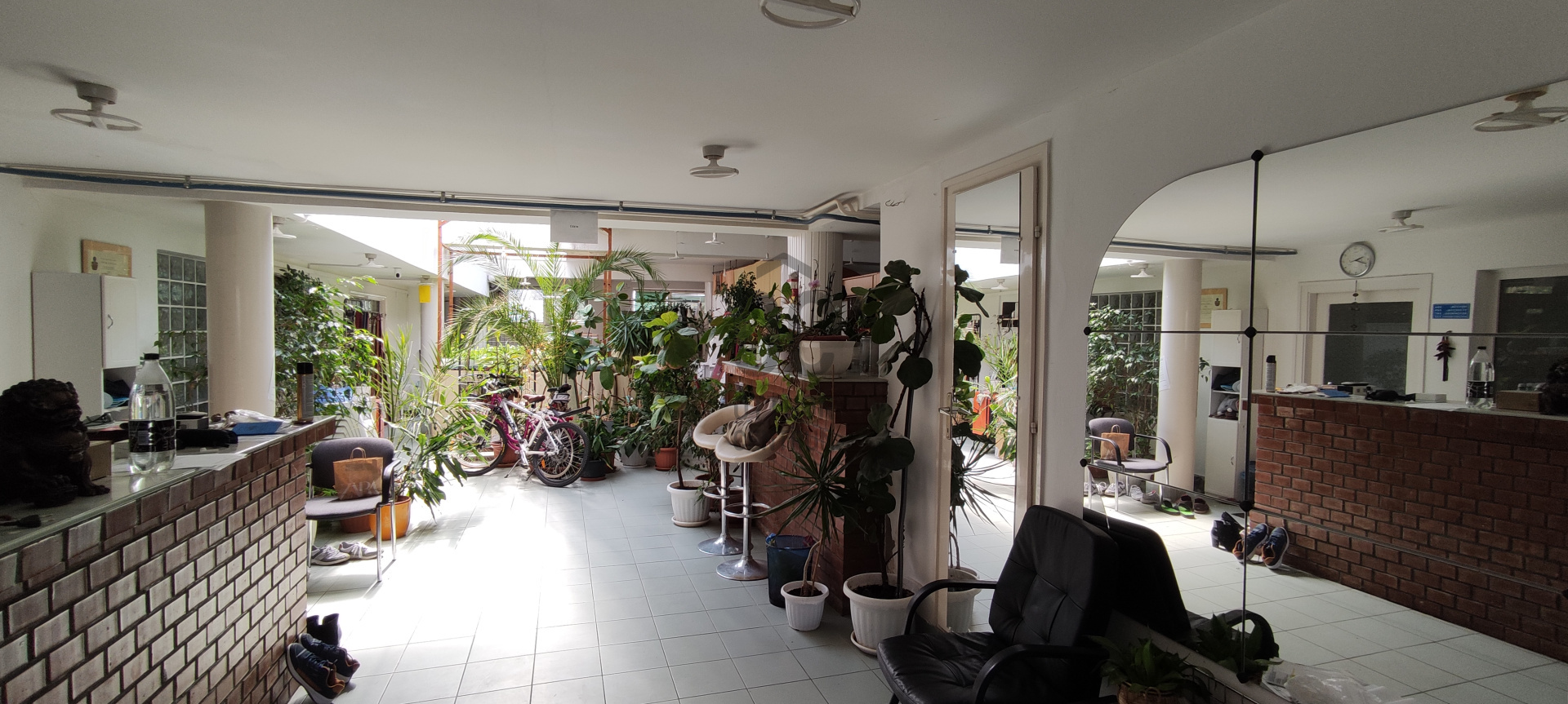 Gallery zoom image