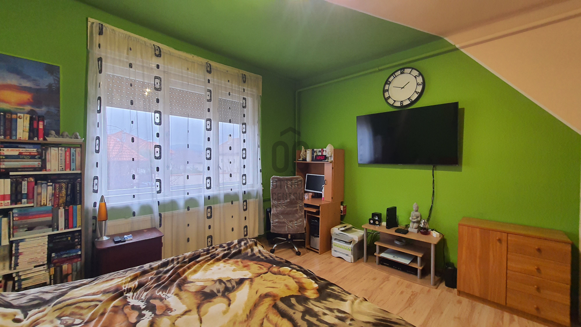 Gallery zoom image