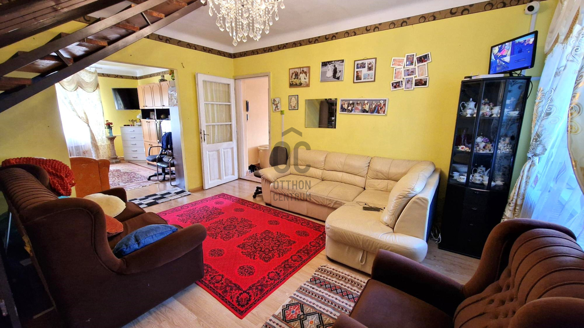 Gallery zoom image
