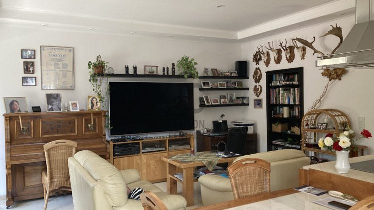 Gallery zoom image