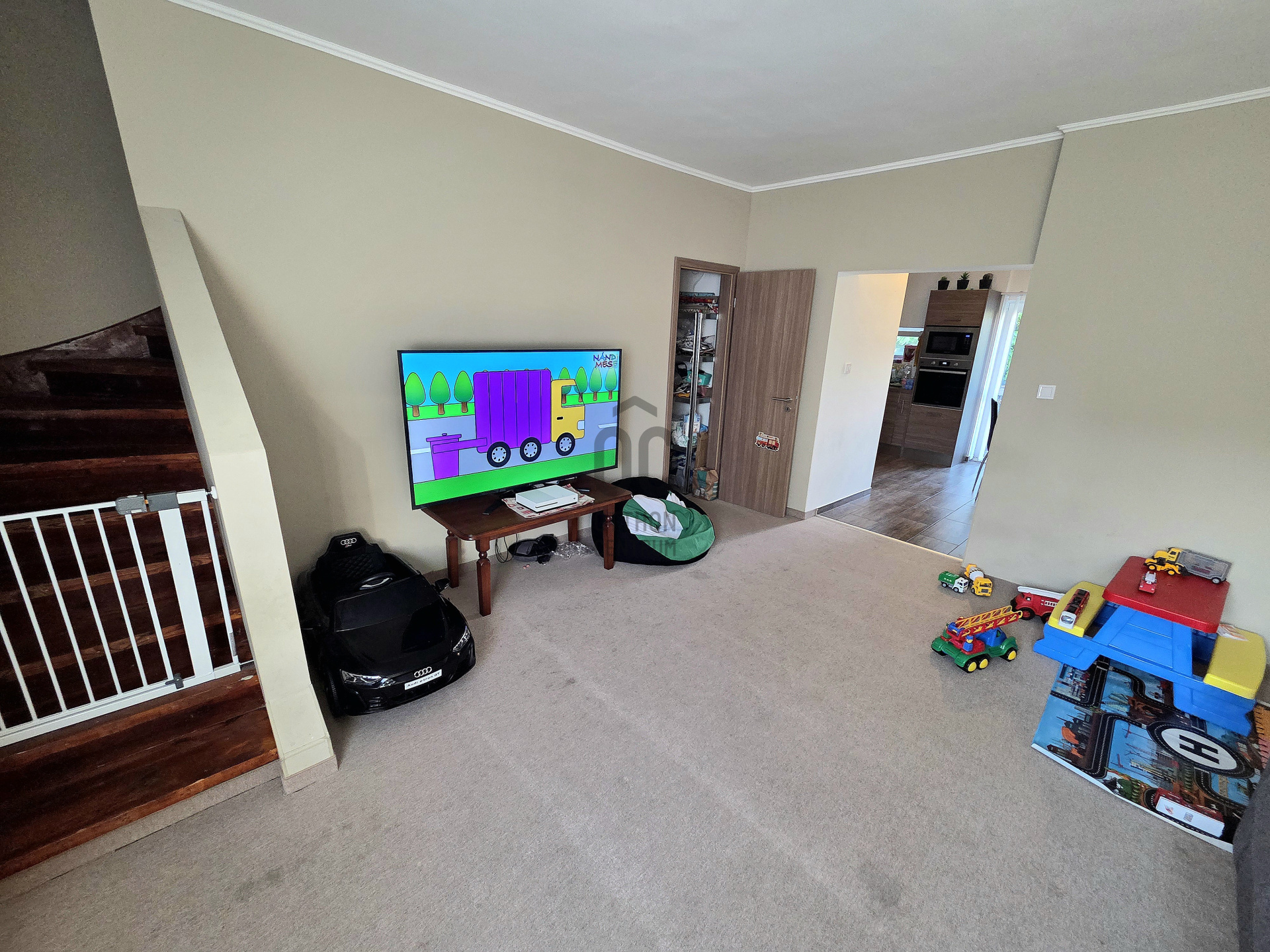 Gallery zoom image