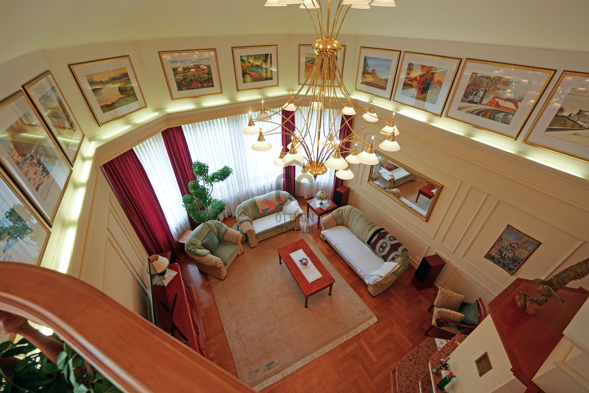 Gallery zoom image