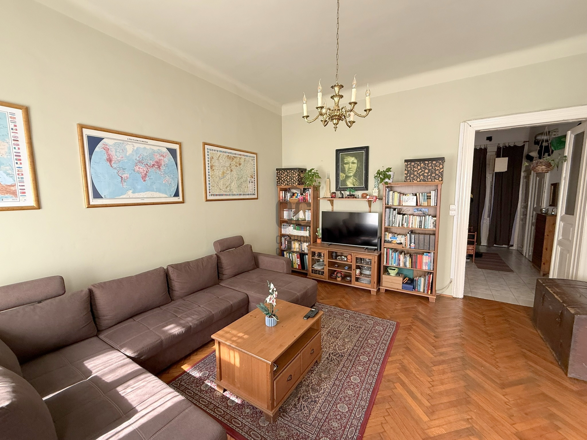 Gallery zoom image