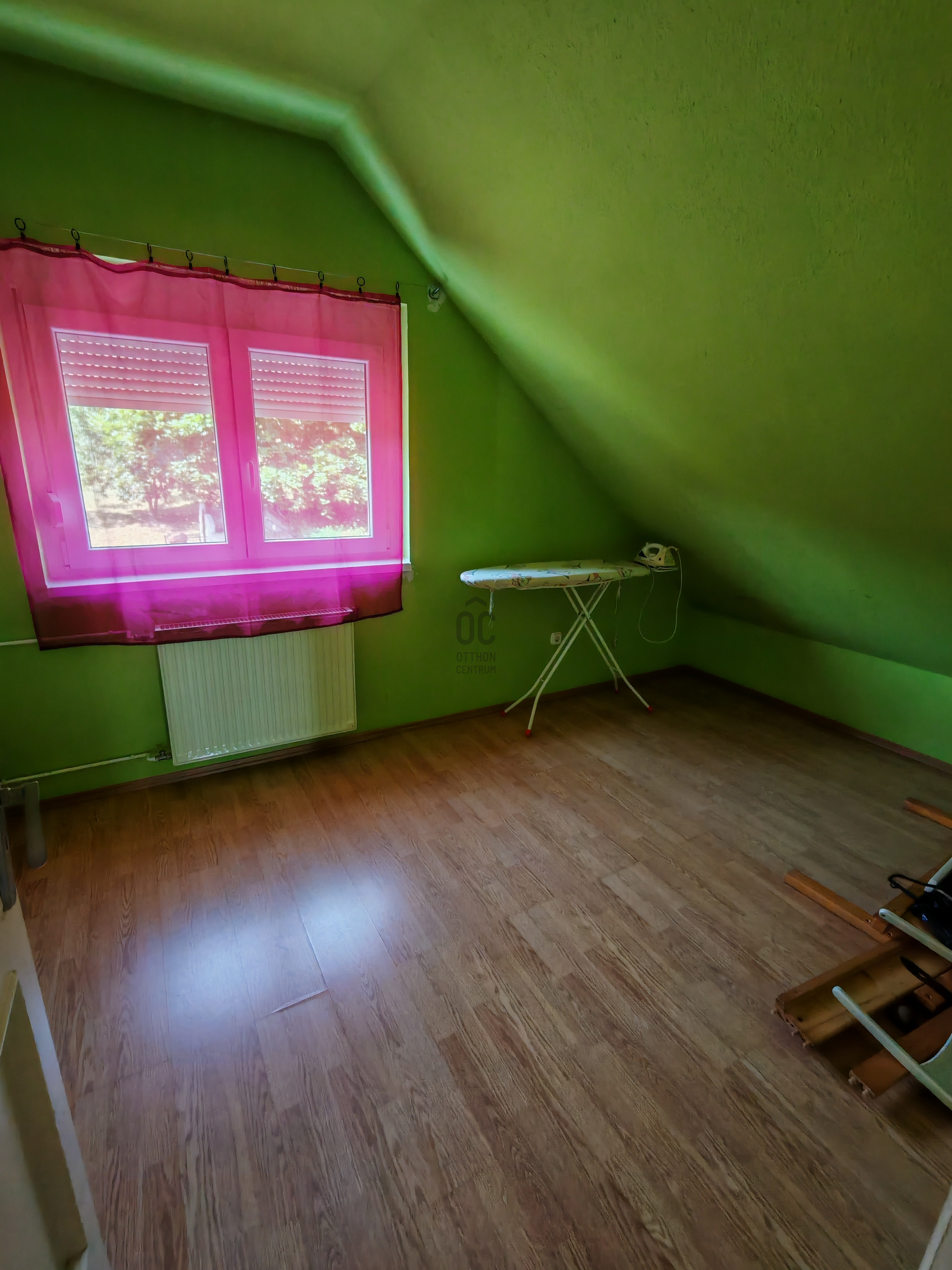 Gallery zoom image