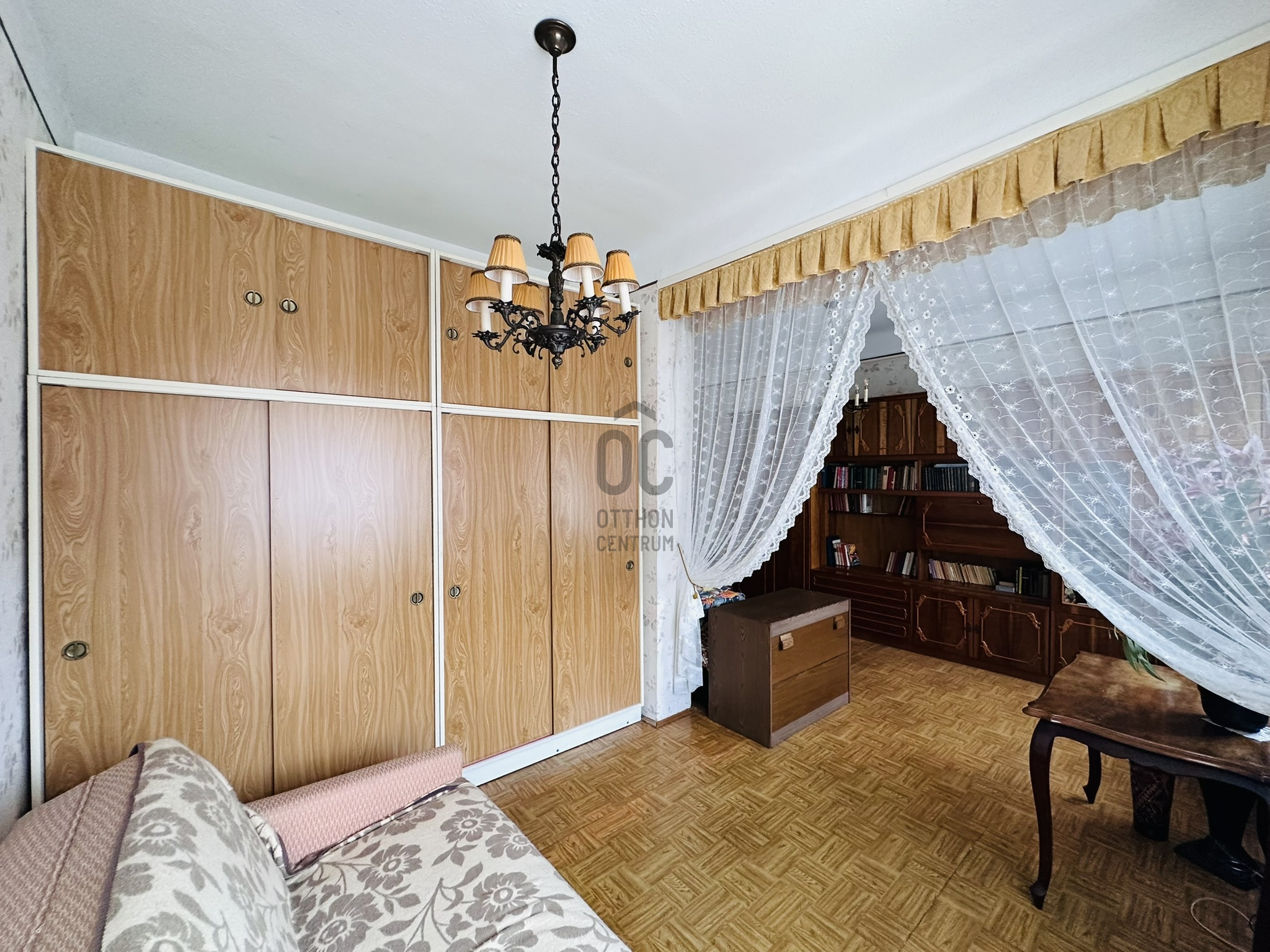 Gallery zoom image