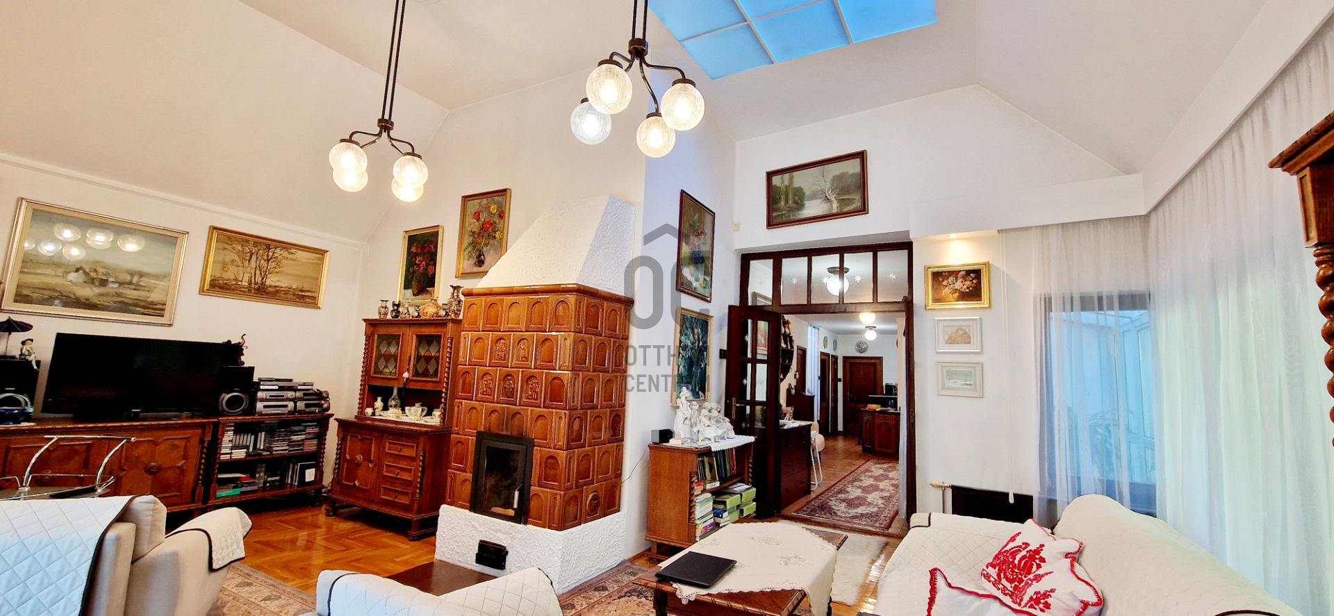 Gallery zoom image