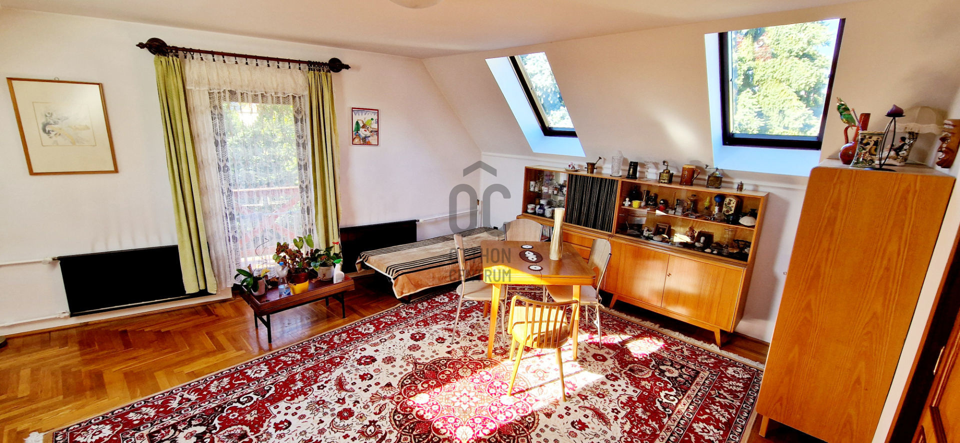Gallery zoom image