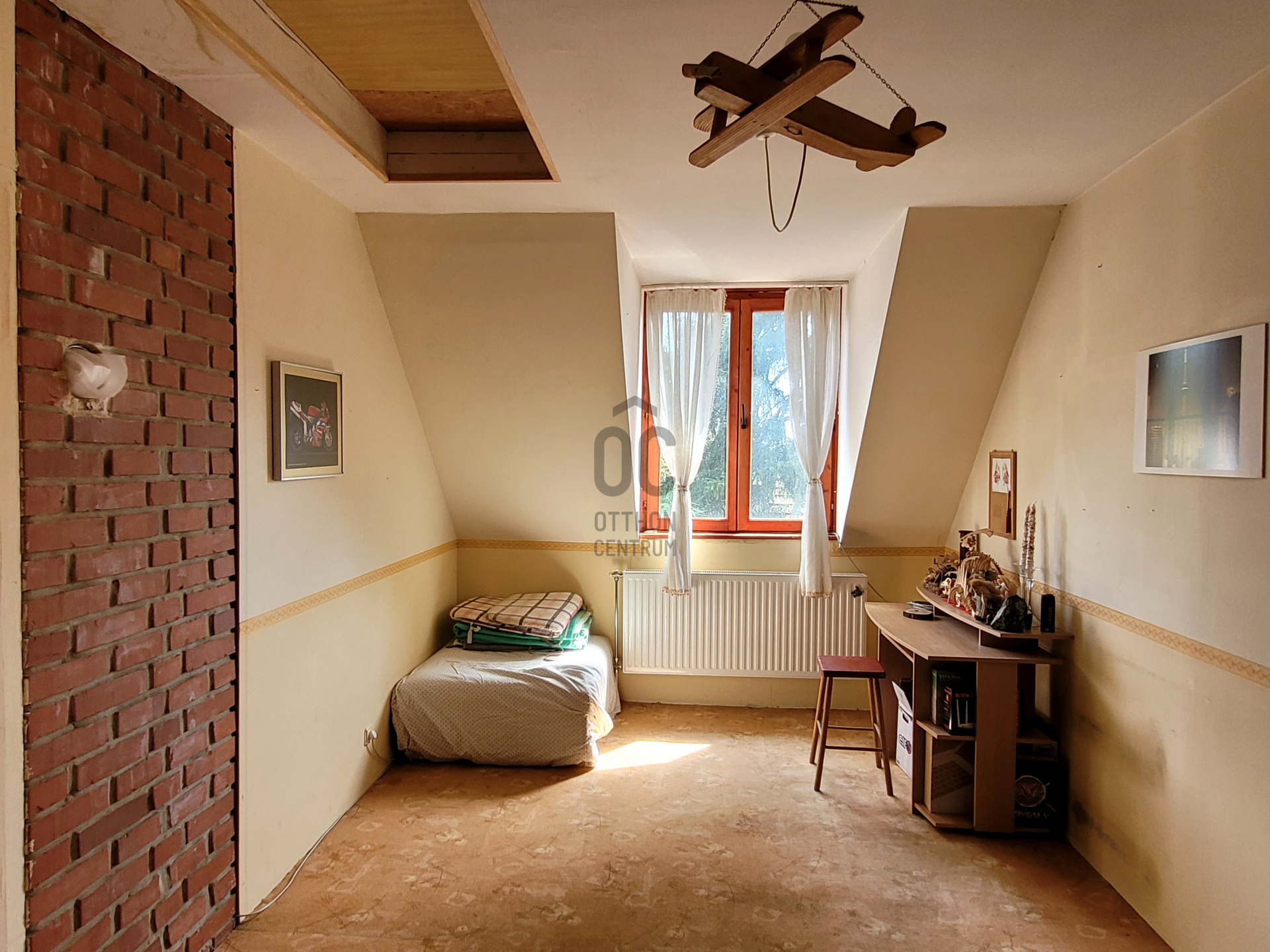 Gallery zoom image