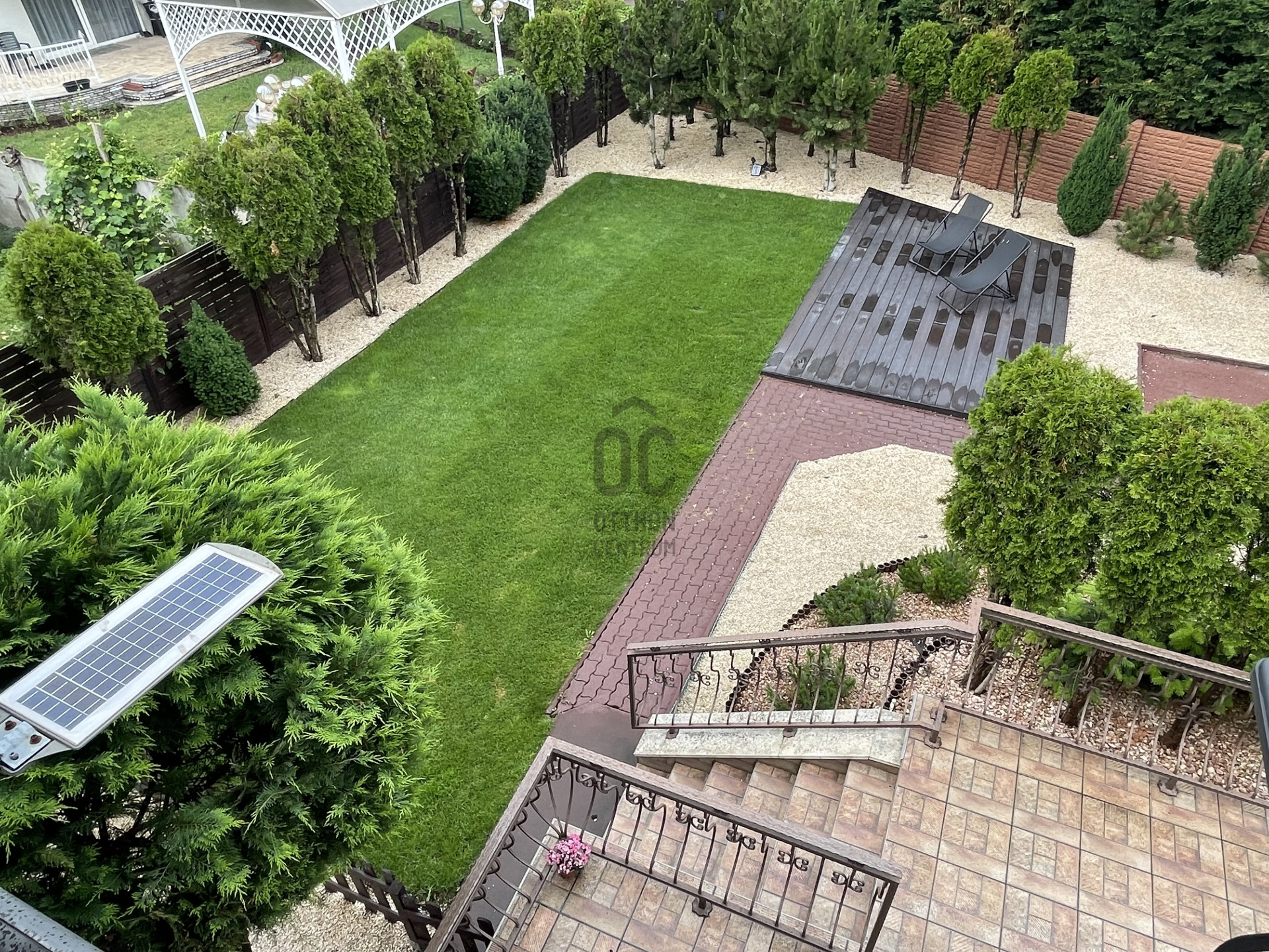 Gallery zoom image