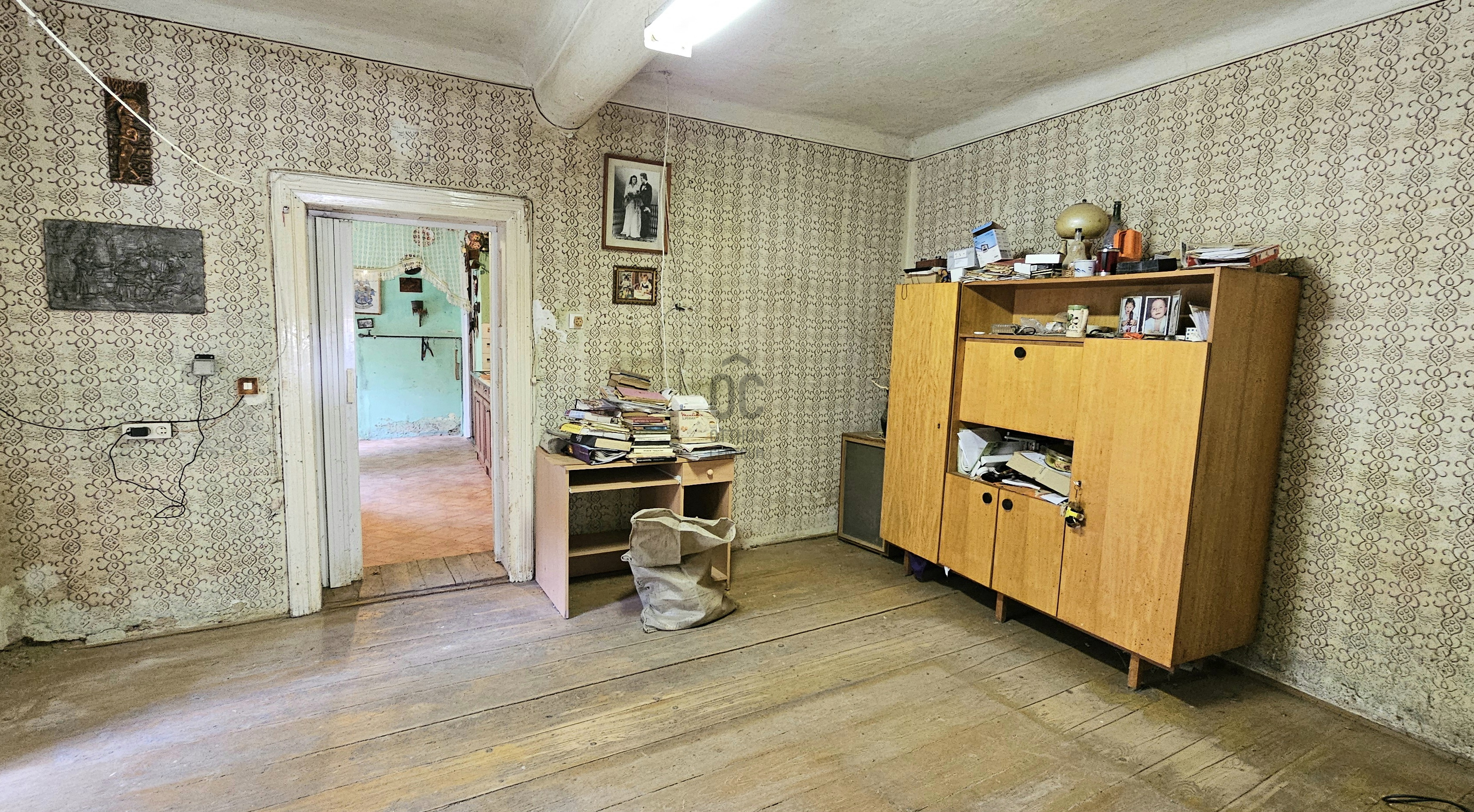 Gallery zoom image