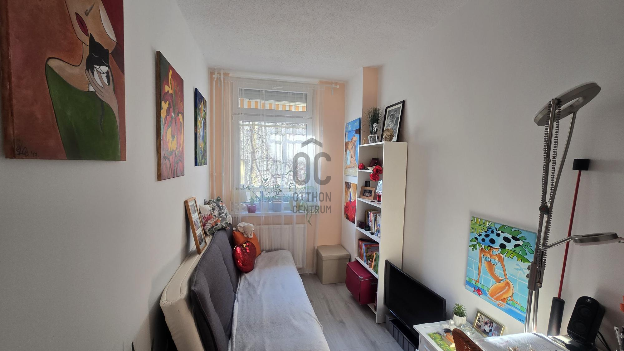 Gallery zoom image