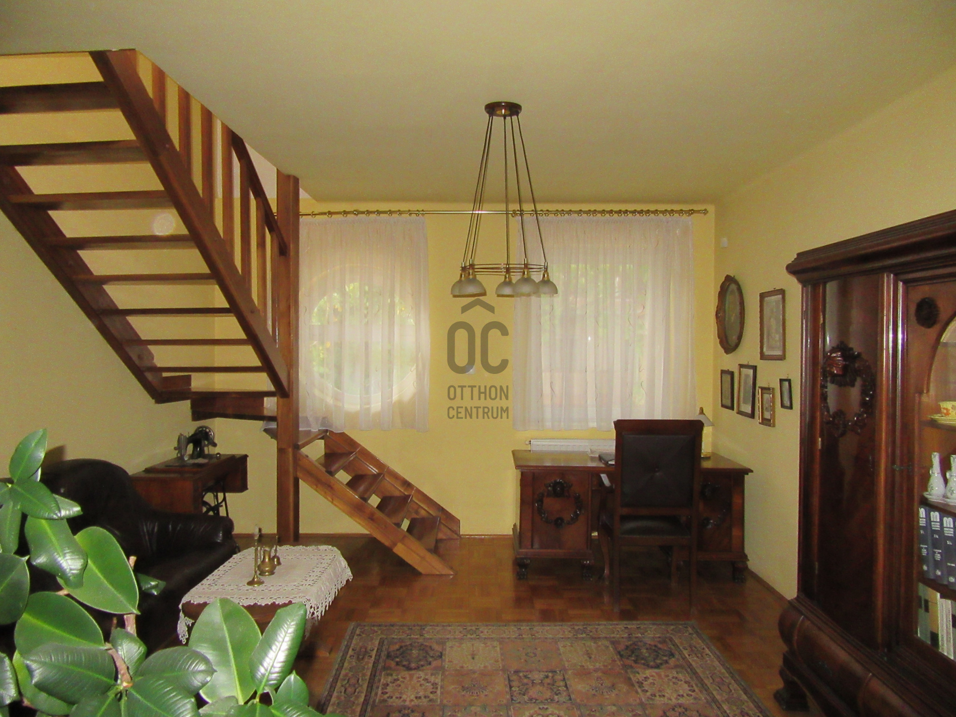 Gallery zoom image