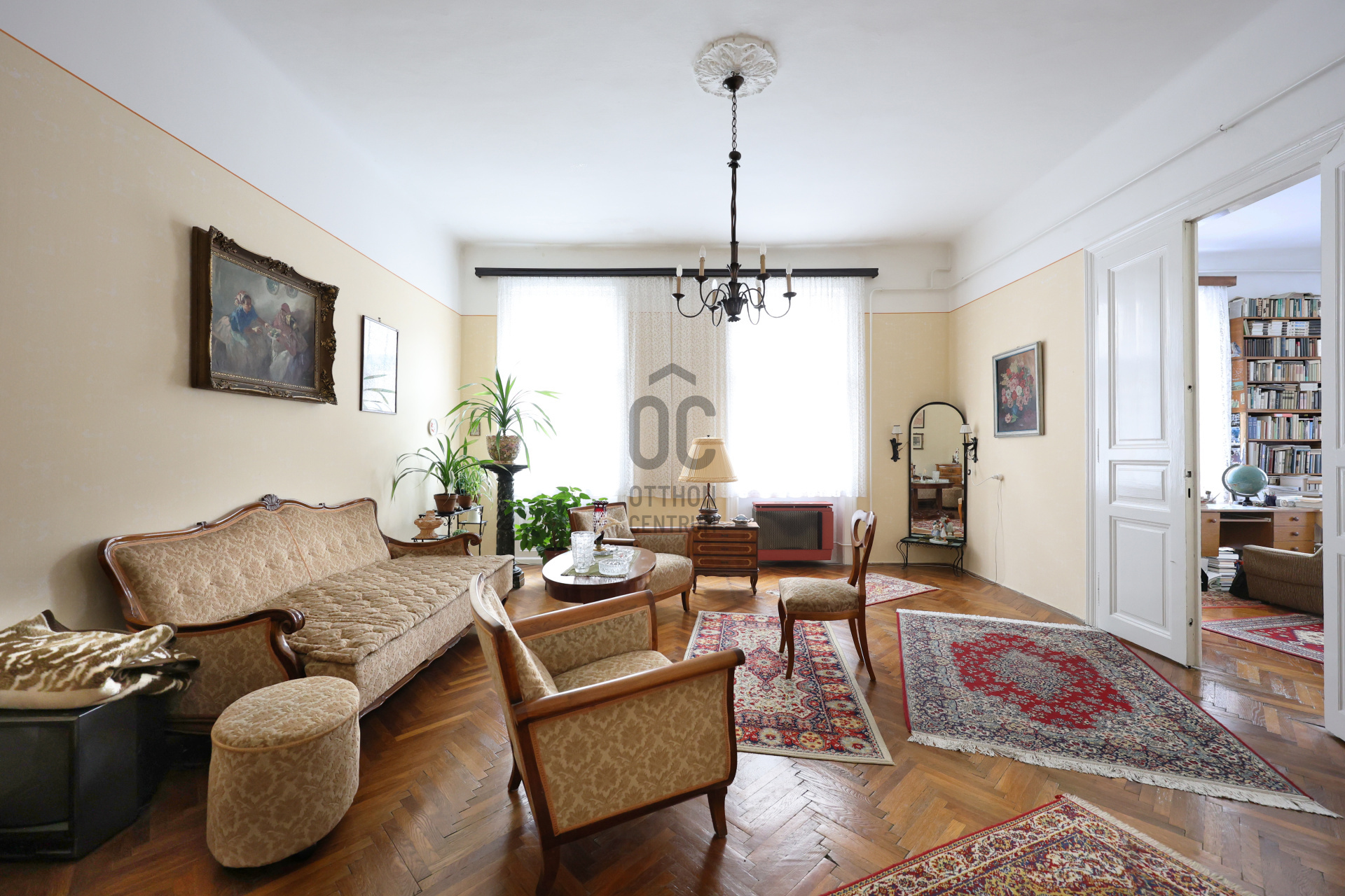 Gallery zoom image