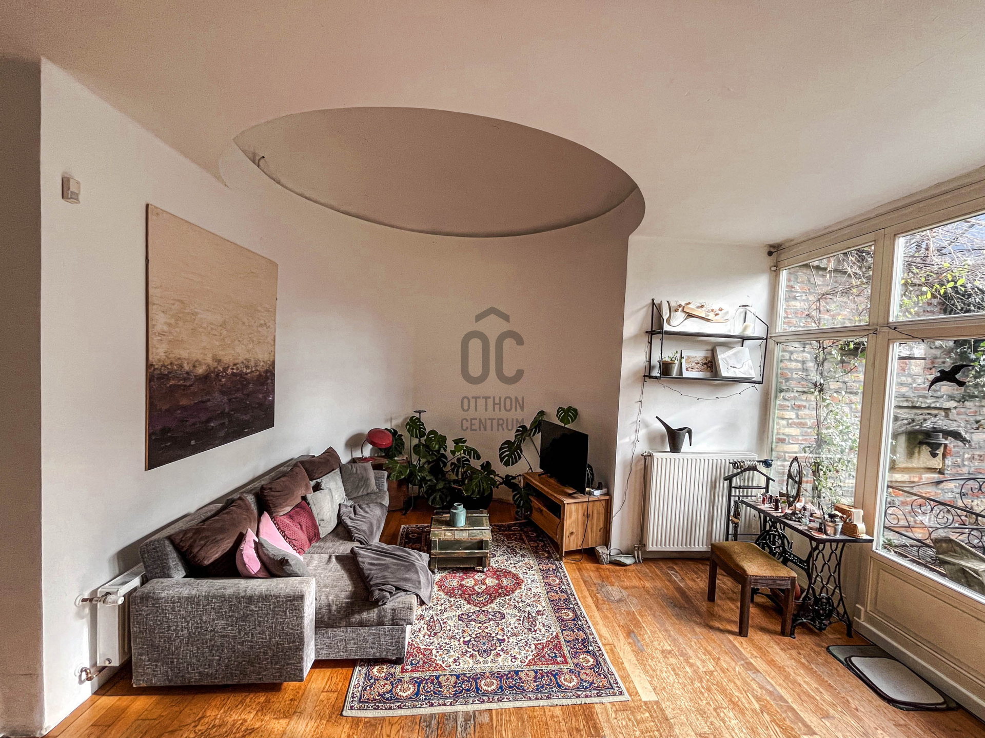 Gallery zoom image