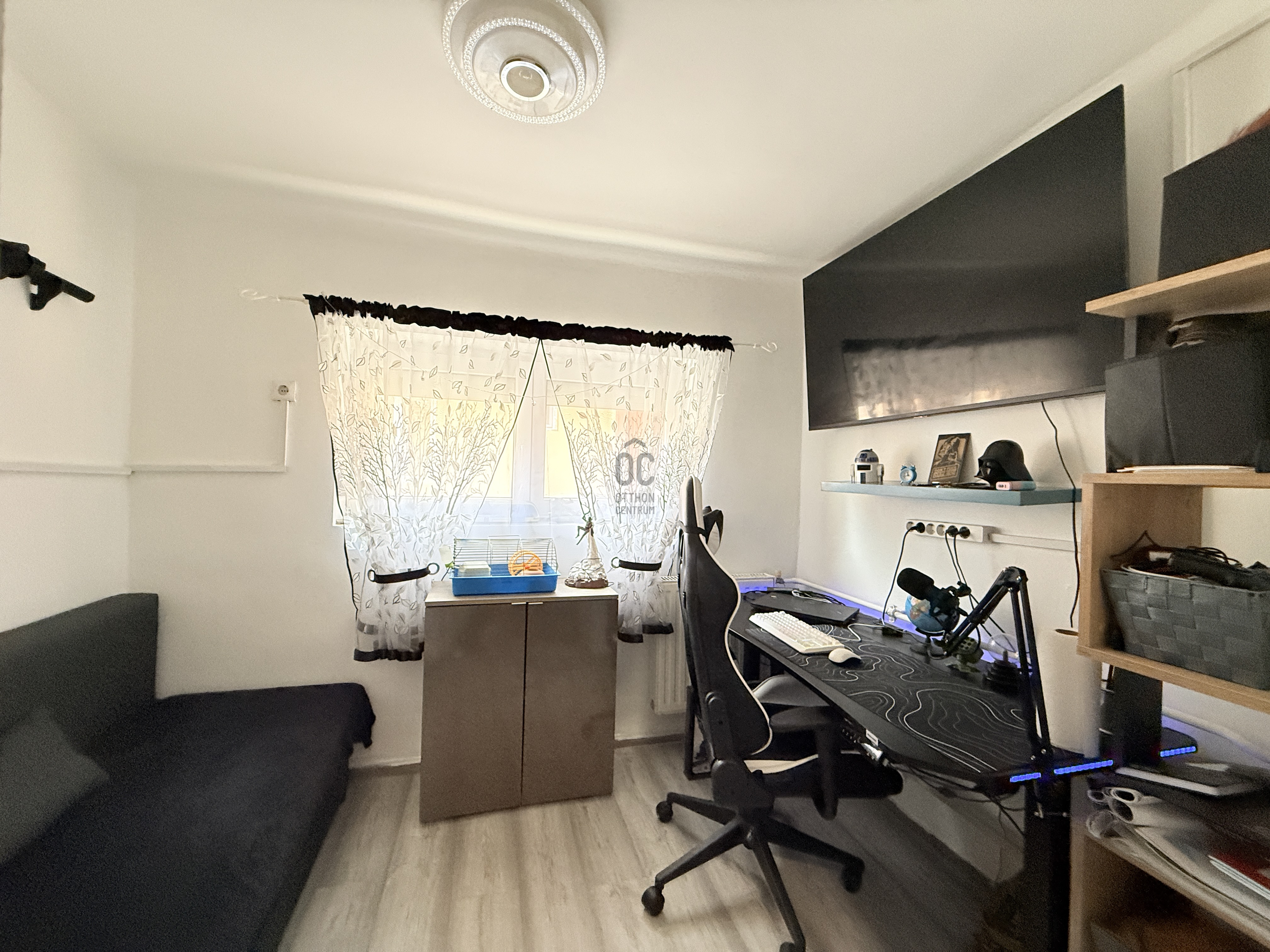 Gallery zoom image