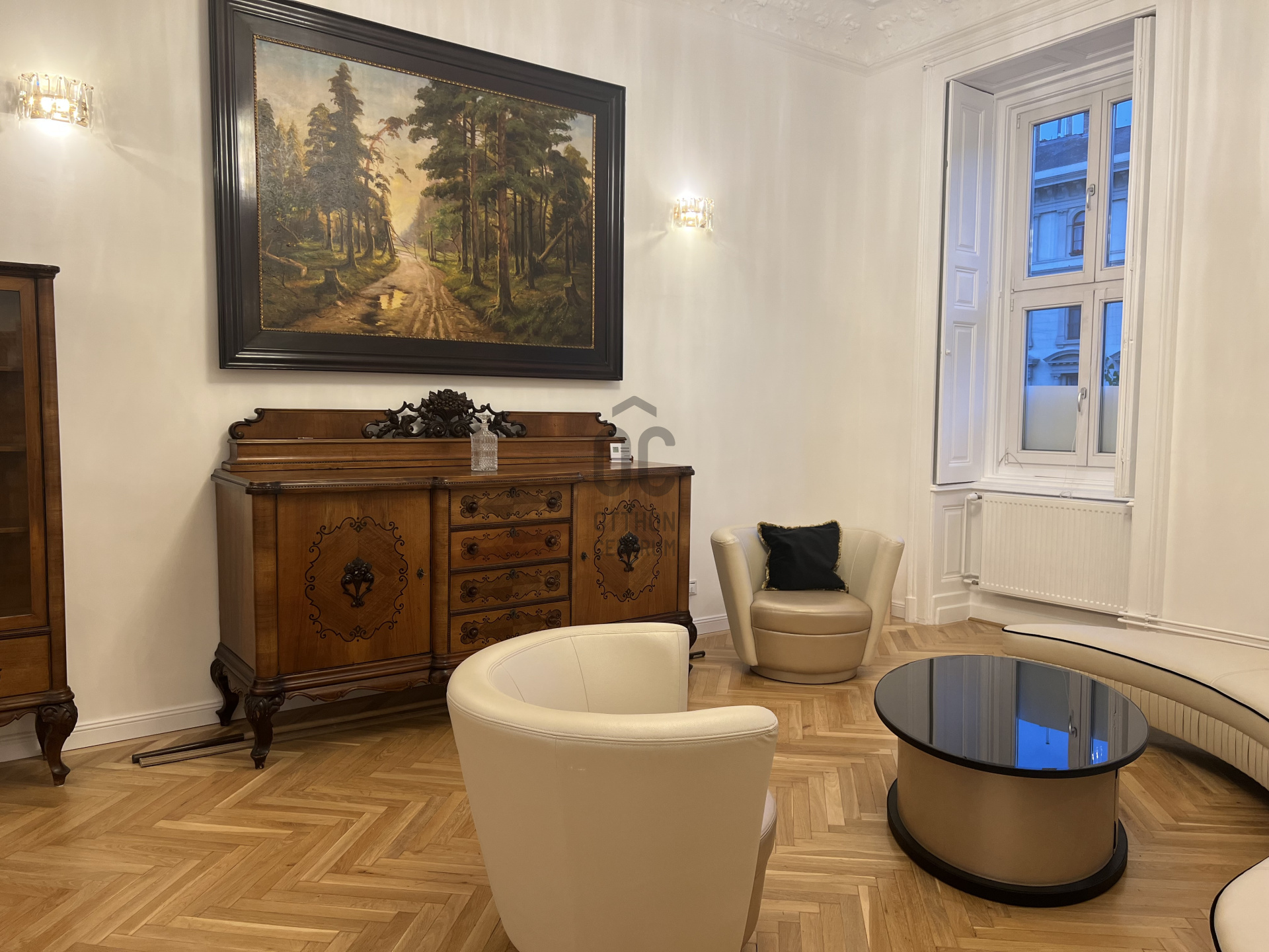 Gallery zoom image