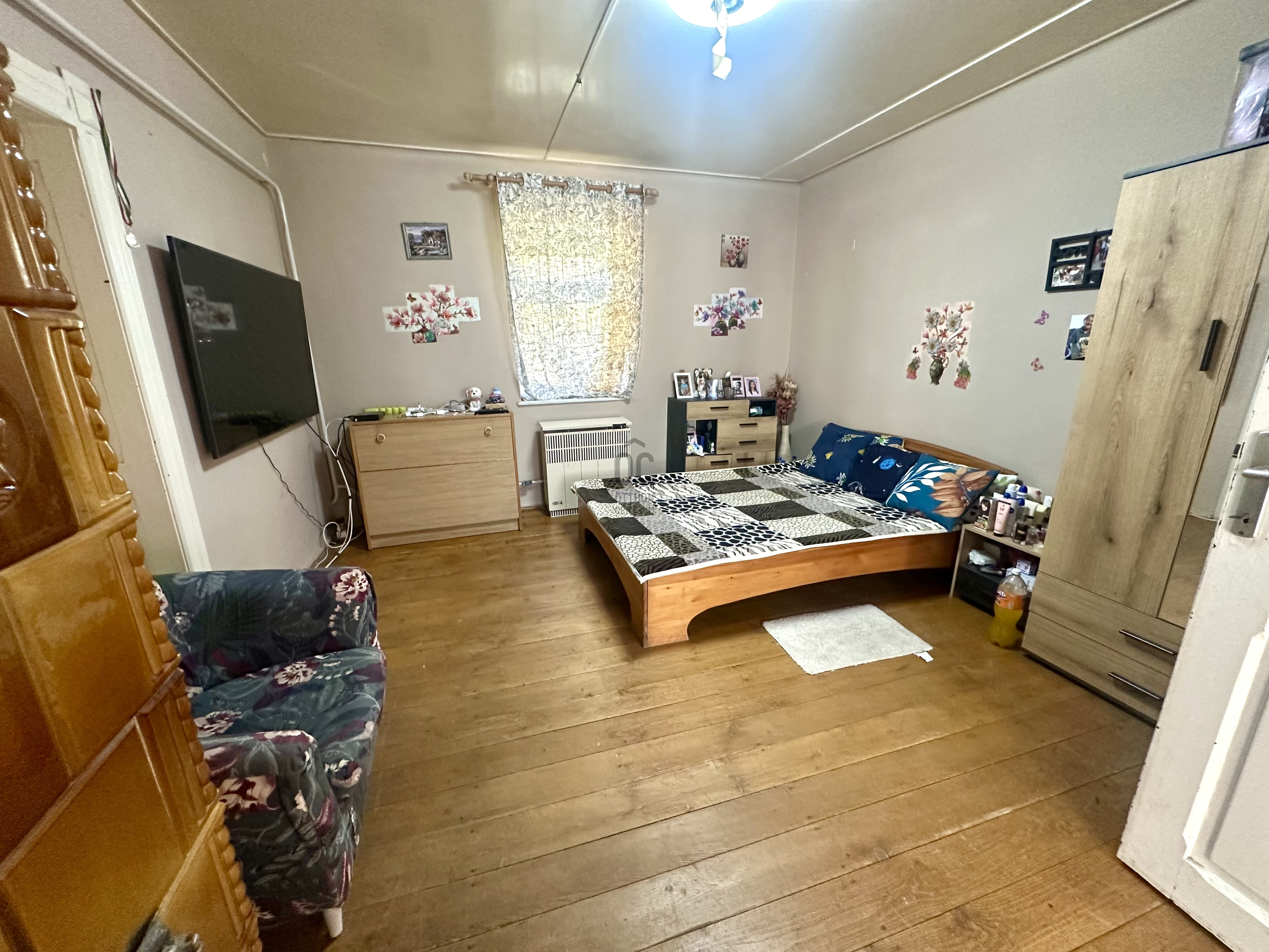 Gallery zoom image