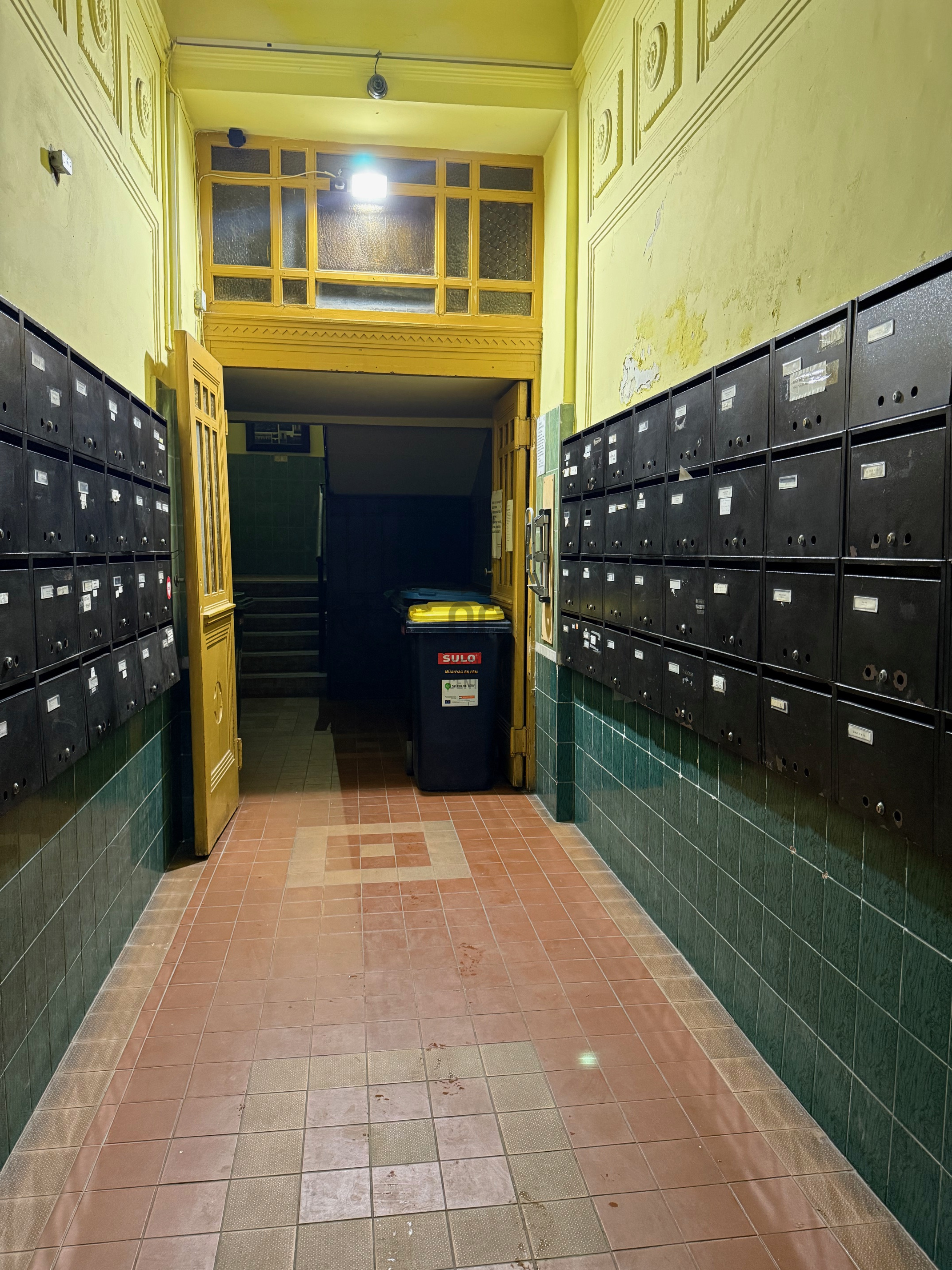 Gallery zoom image