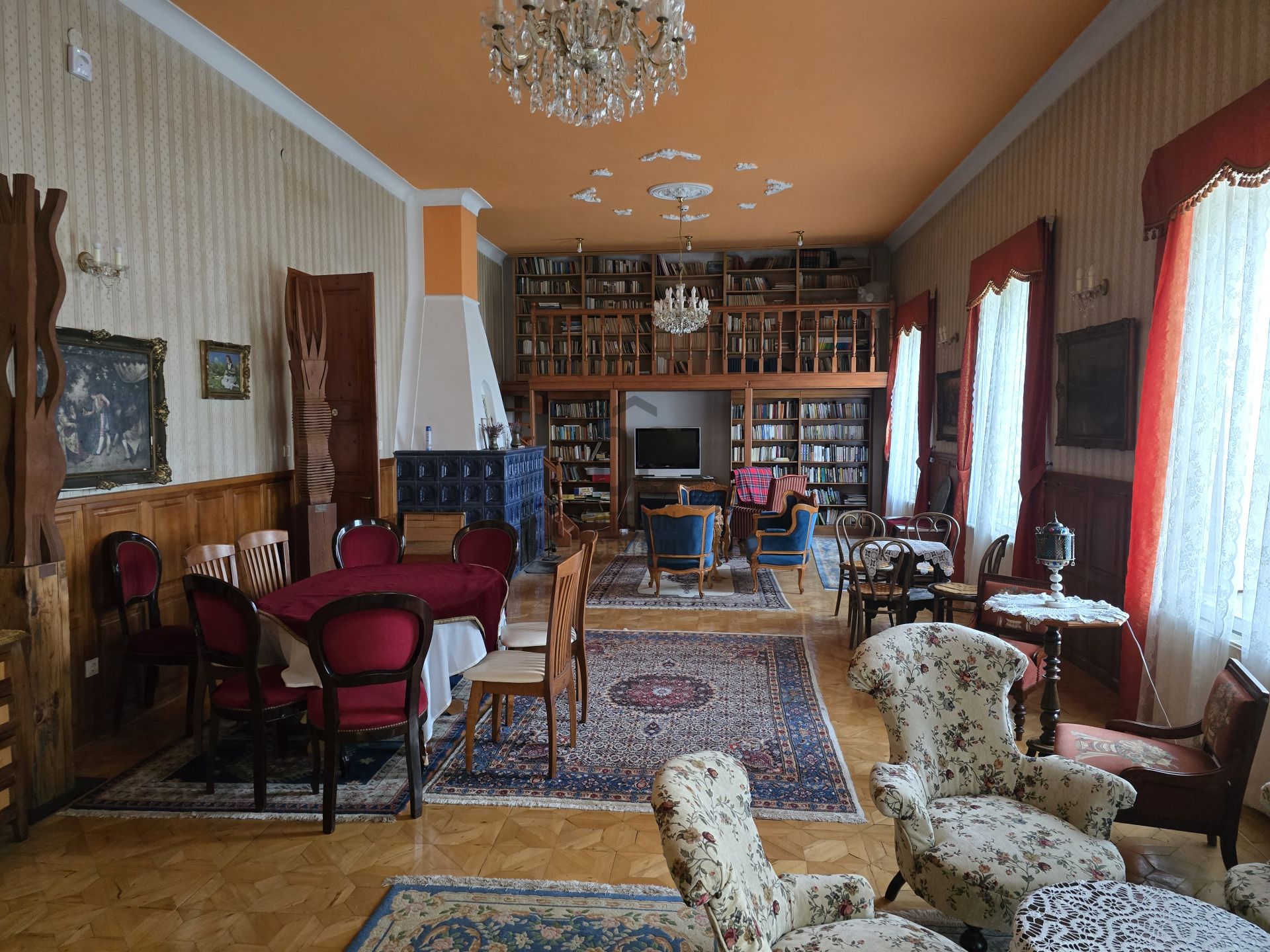 Gallery zoom image
