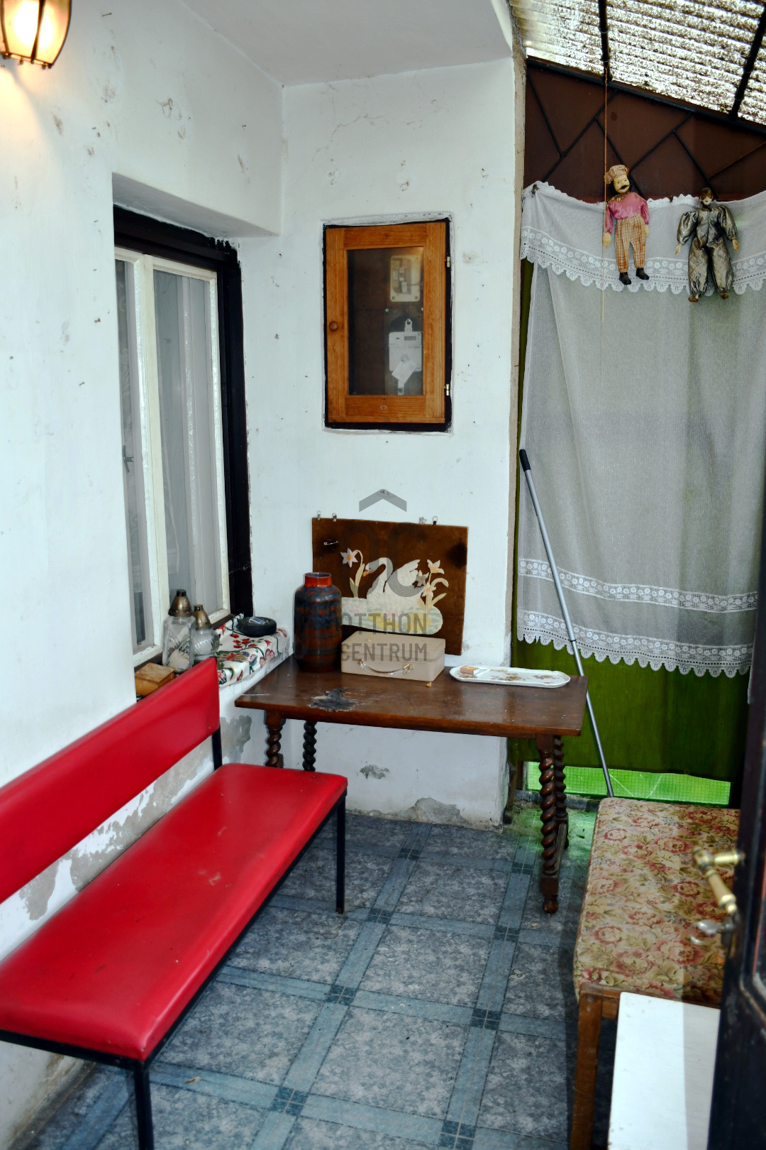 Gallery zoom image
