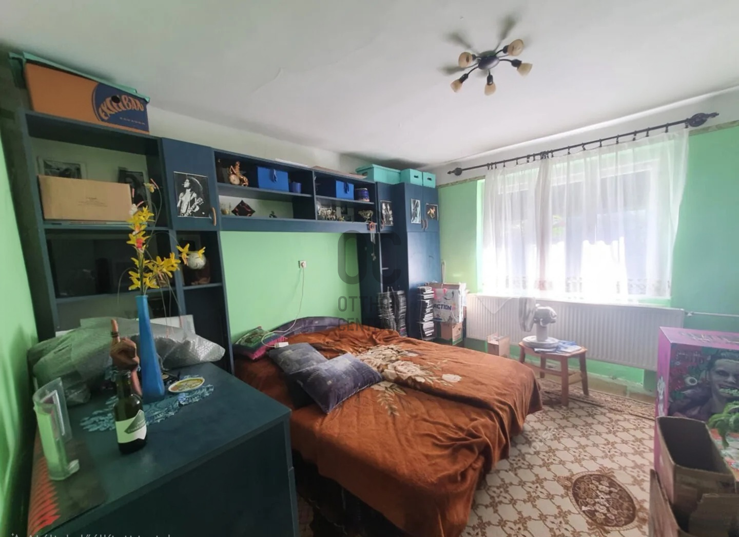 Gallery zoom image