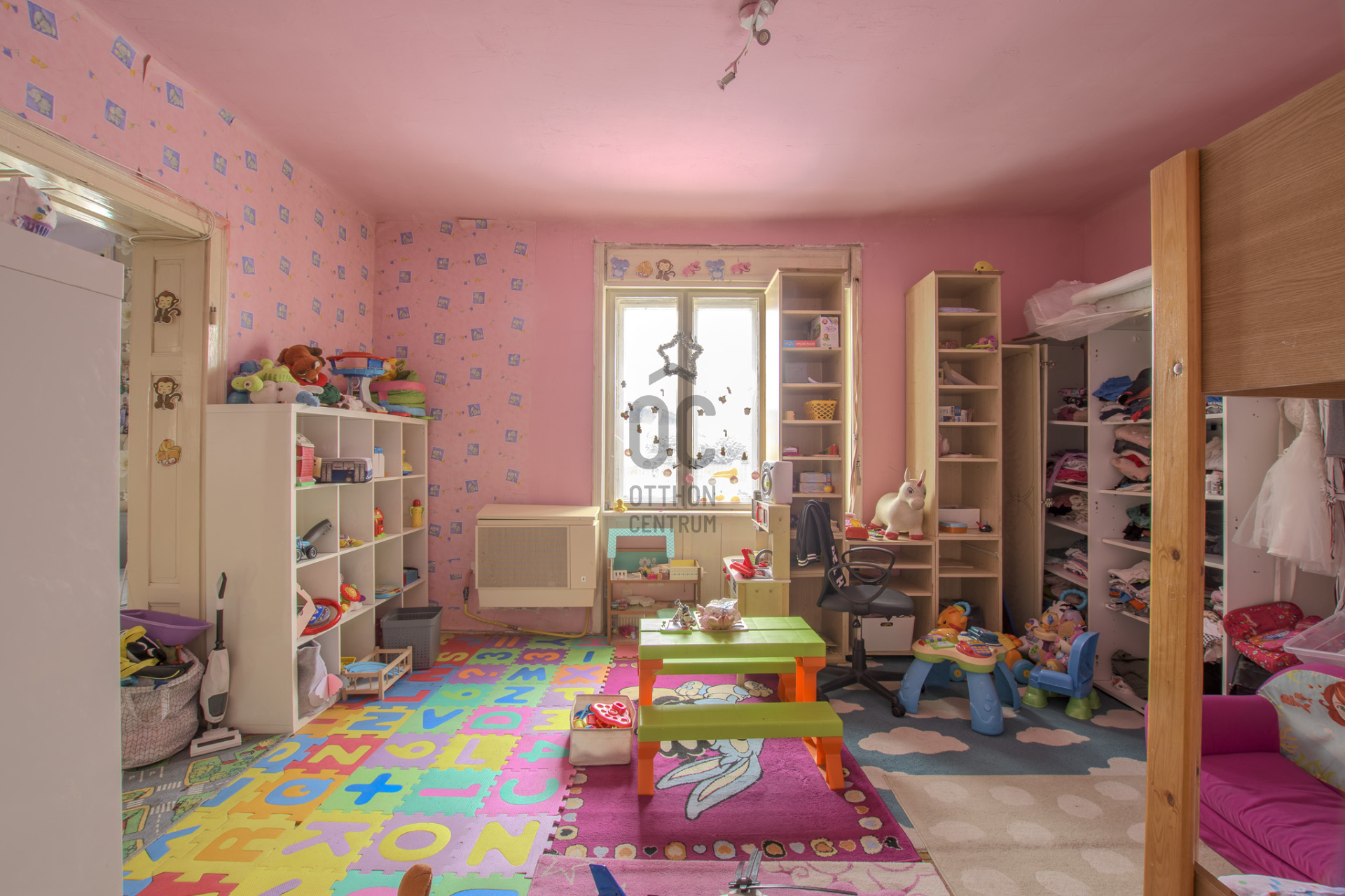 Gallery zoom image