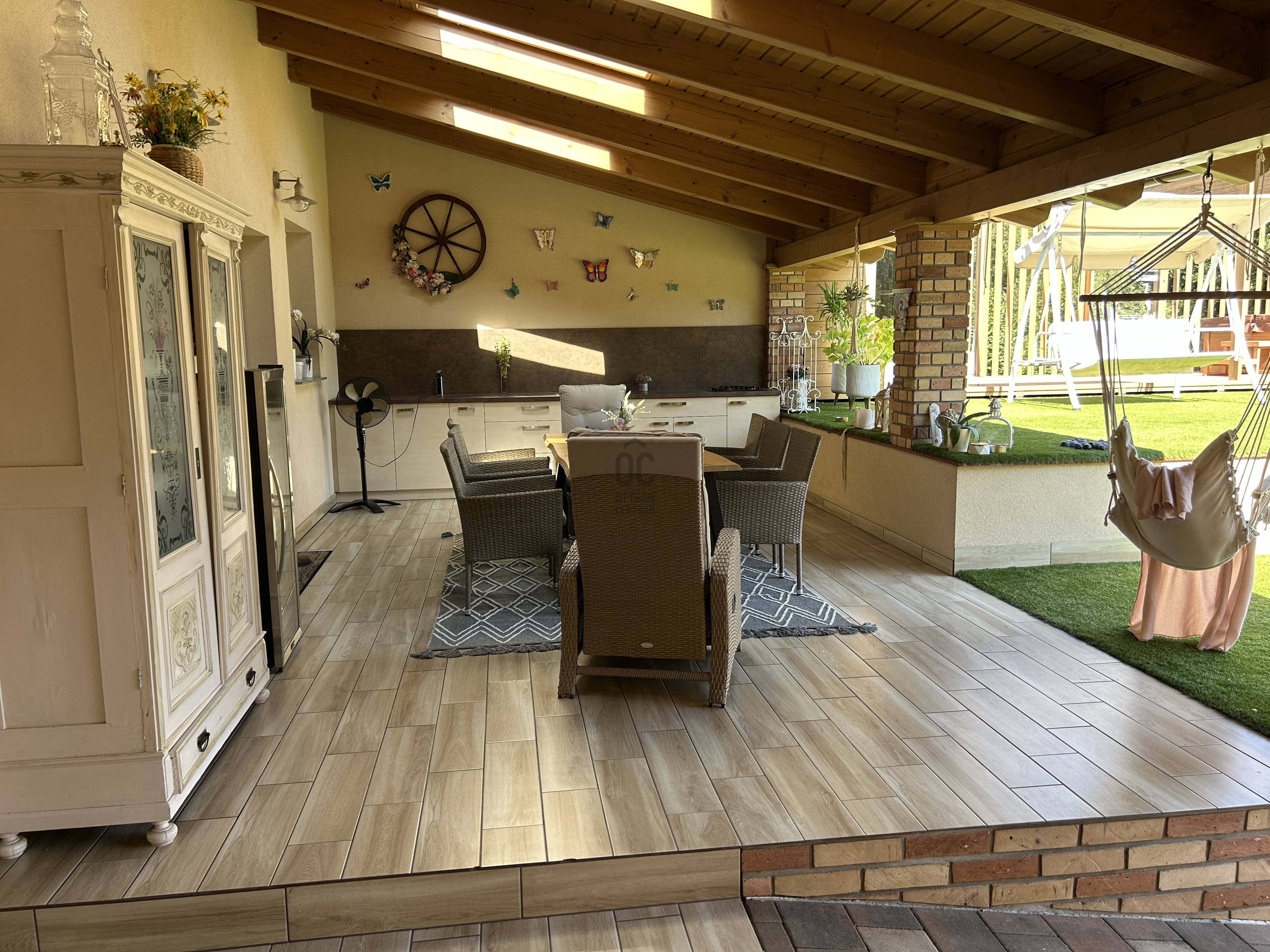 Gallery zoom image
