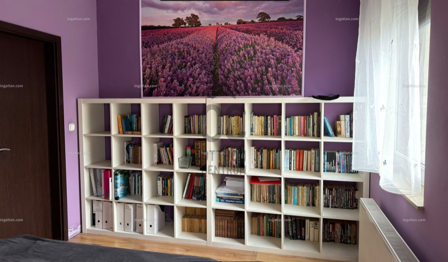 Gallery zoom image