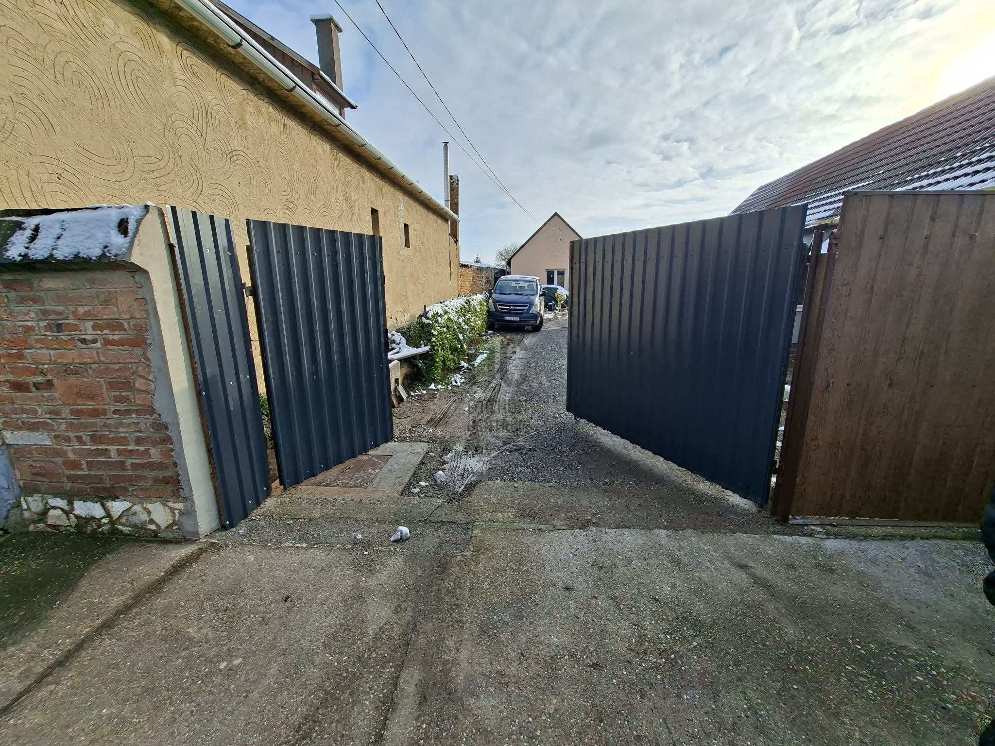 Gallery zoom image