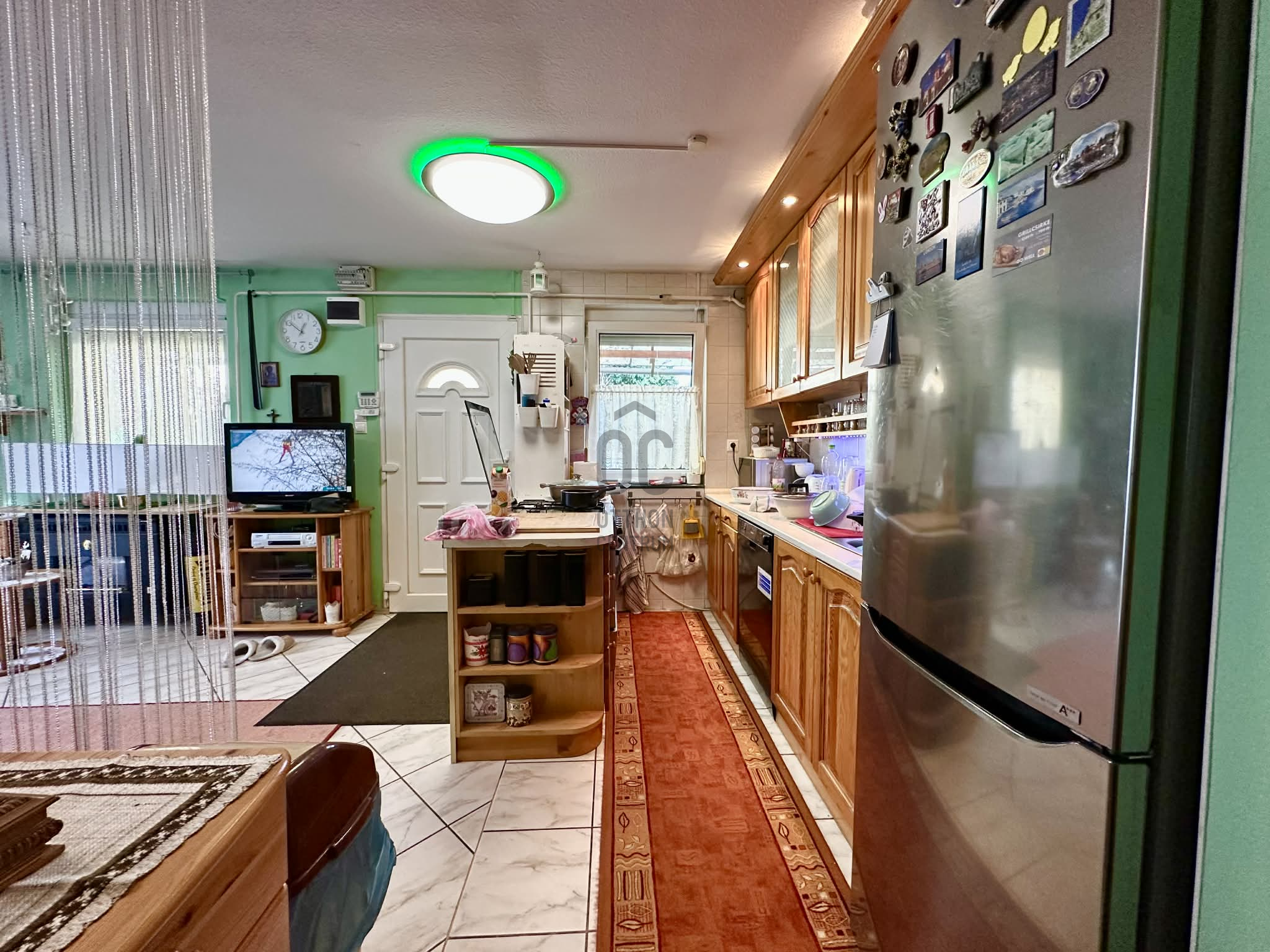 Gallery zoom image