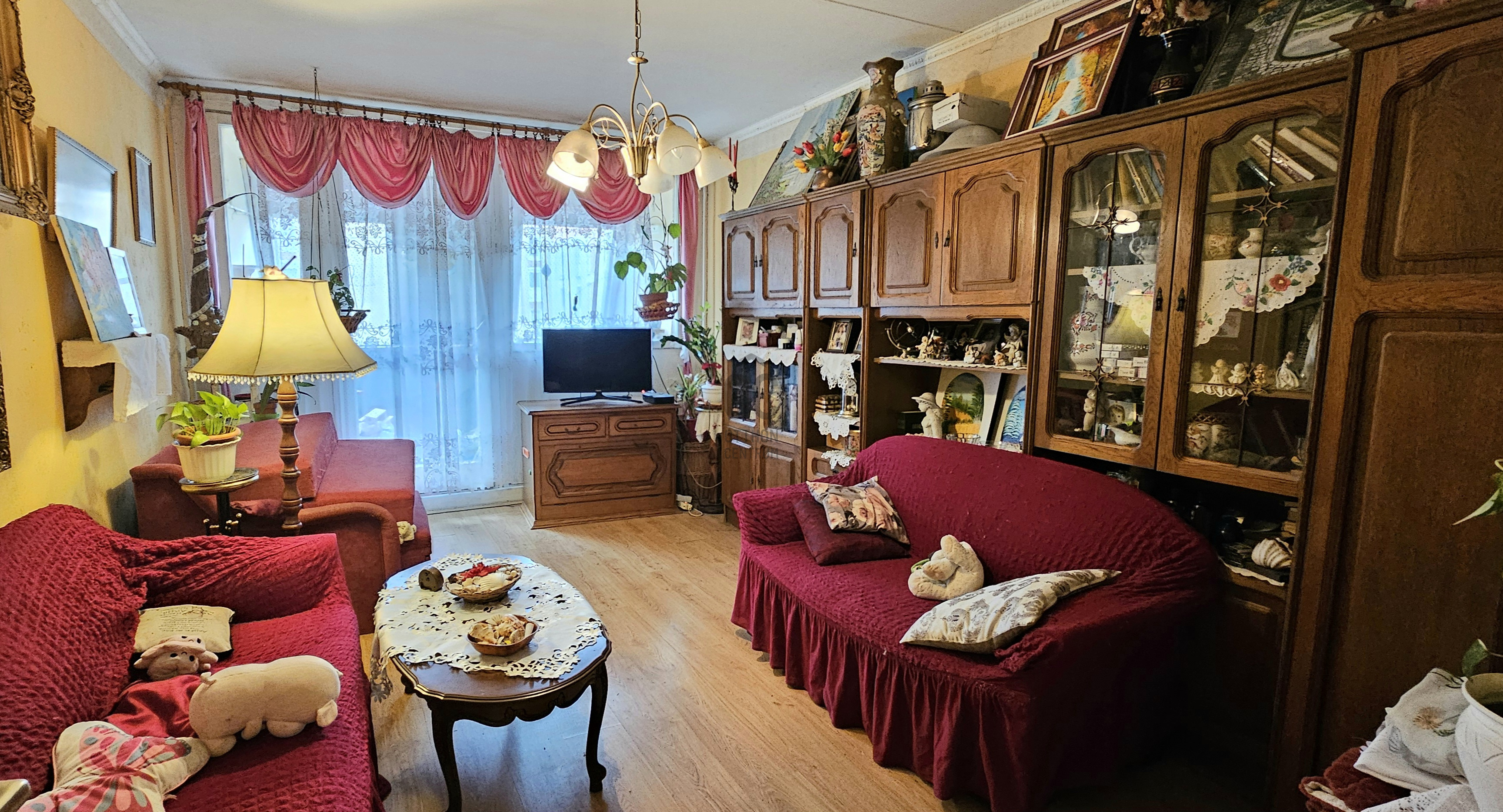 Gallery zoom image