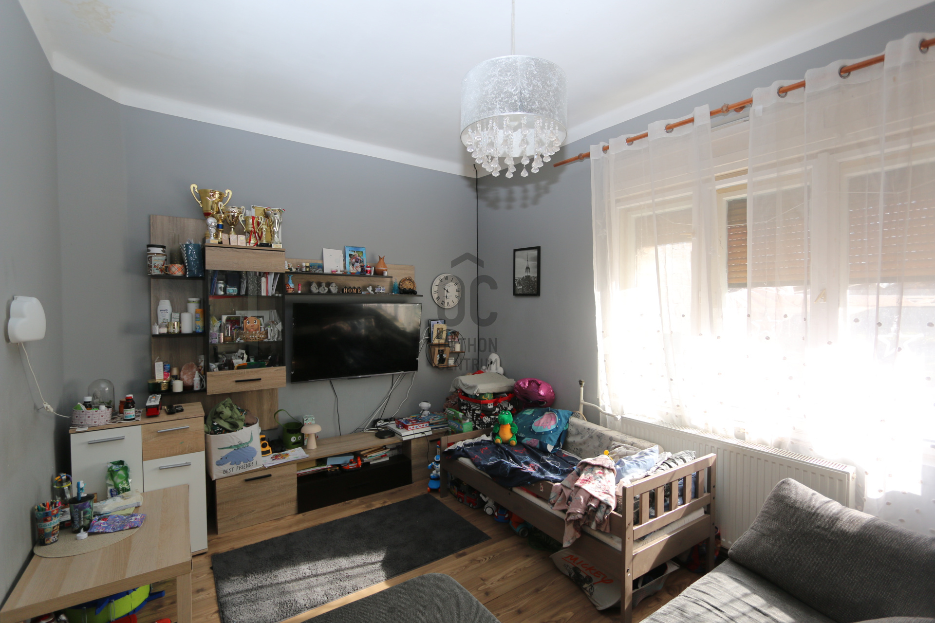 Gallery zoom image
