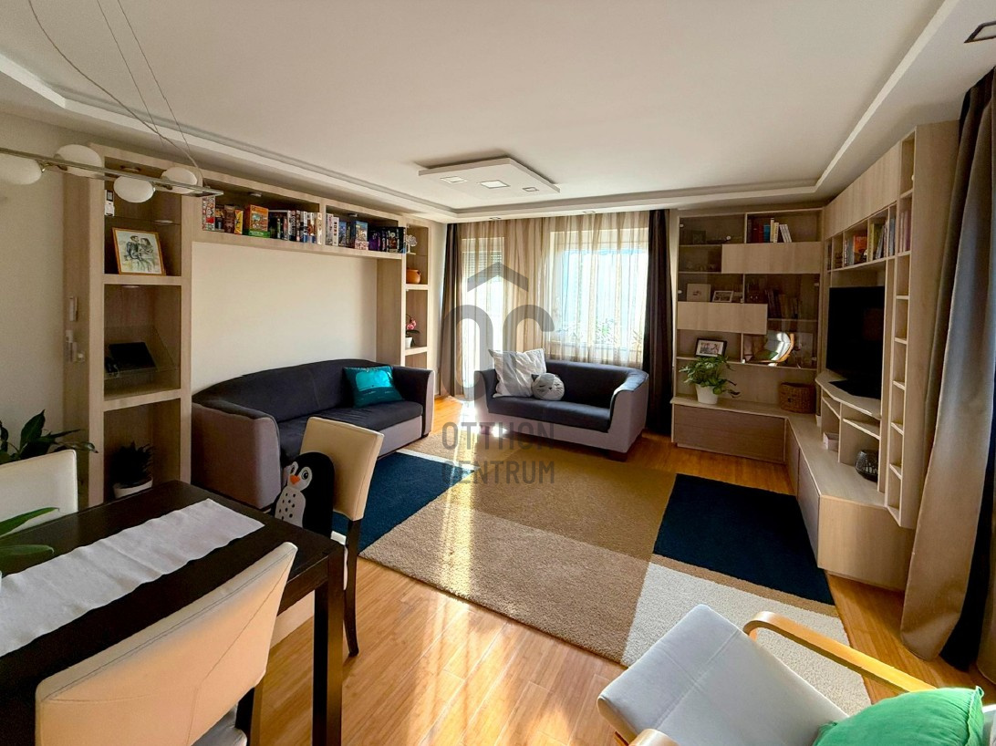 Gallery zoom image
