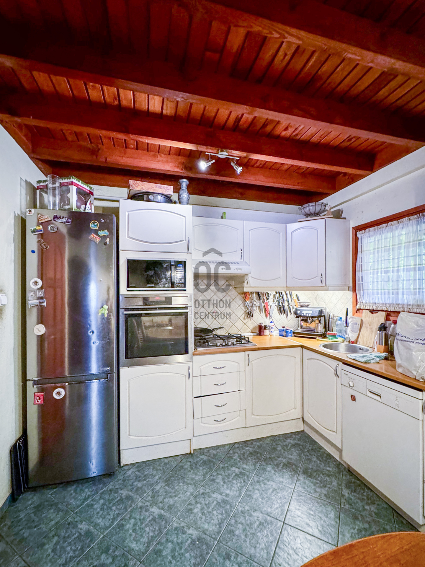 Gallery zoom image