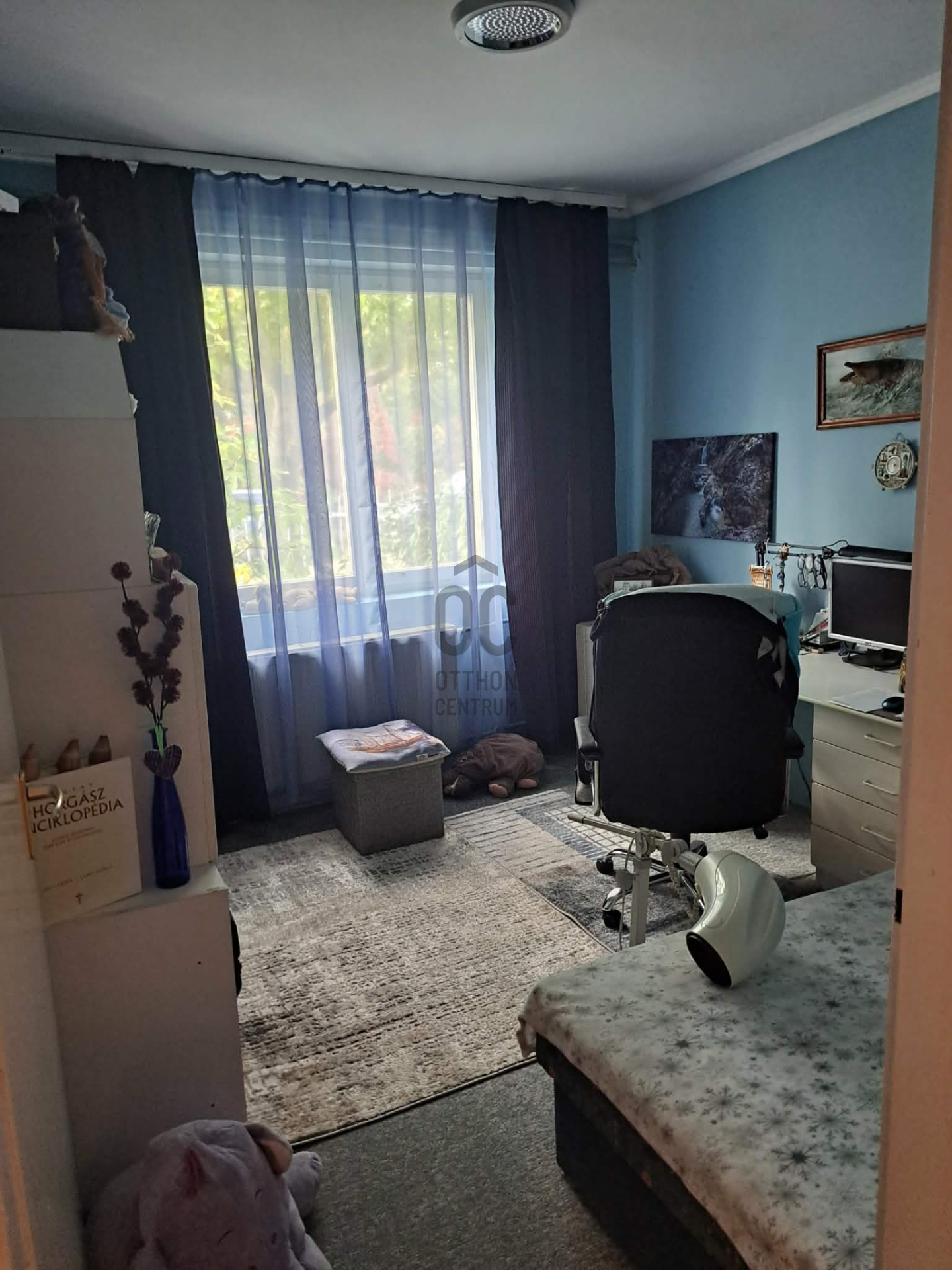 Gallery zoom image