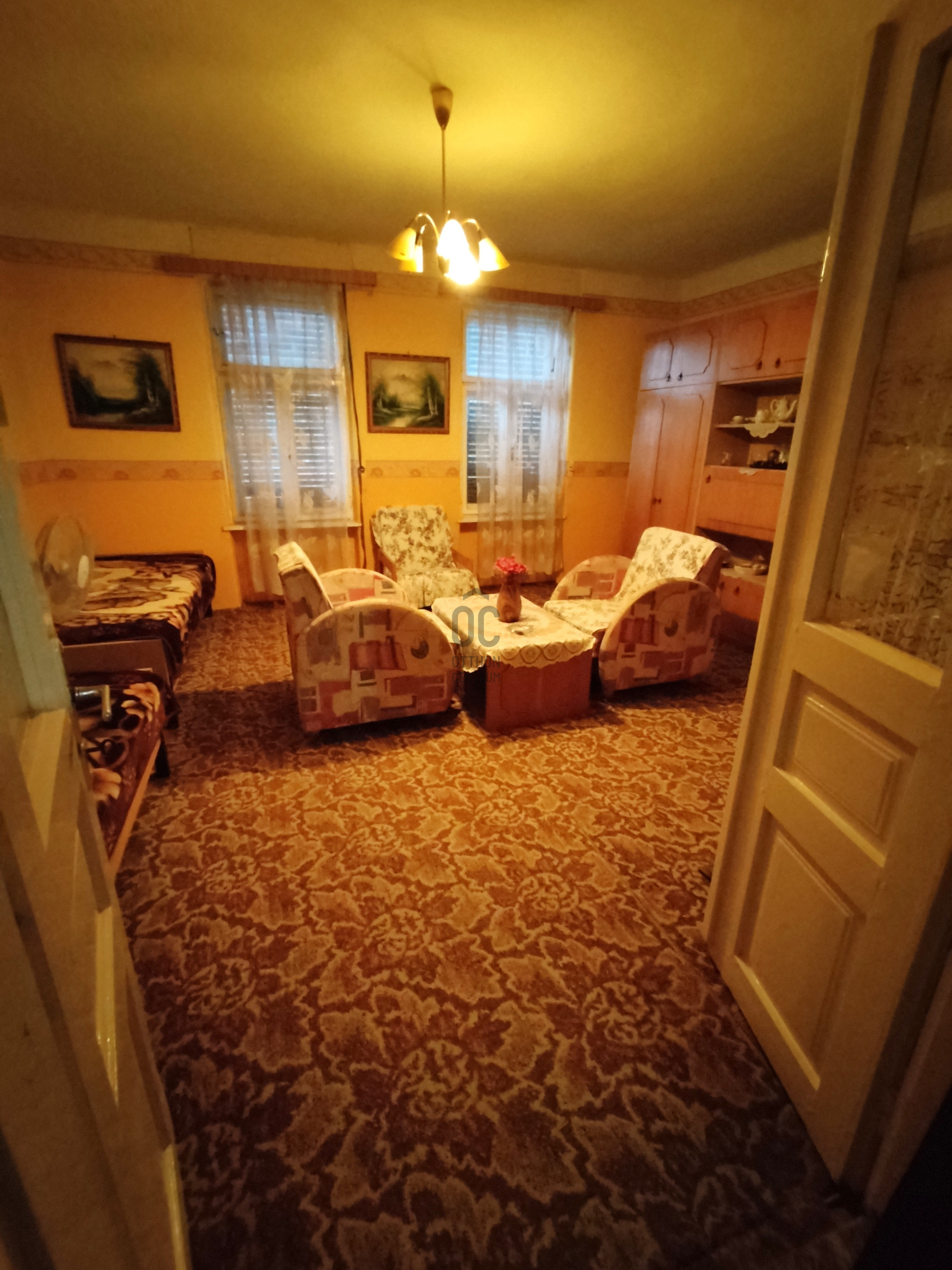 Gallery zoom image