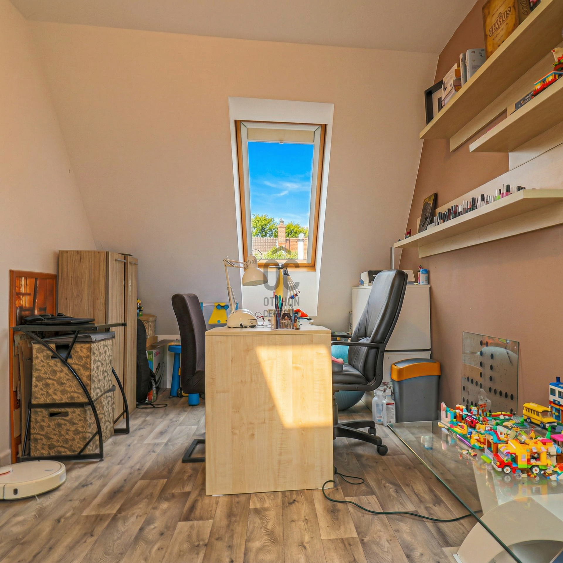 Gallery zoom image