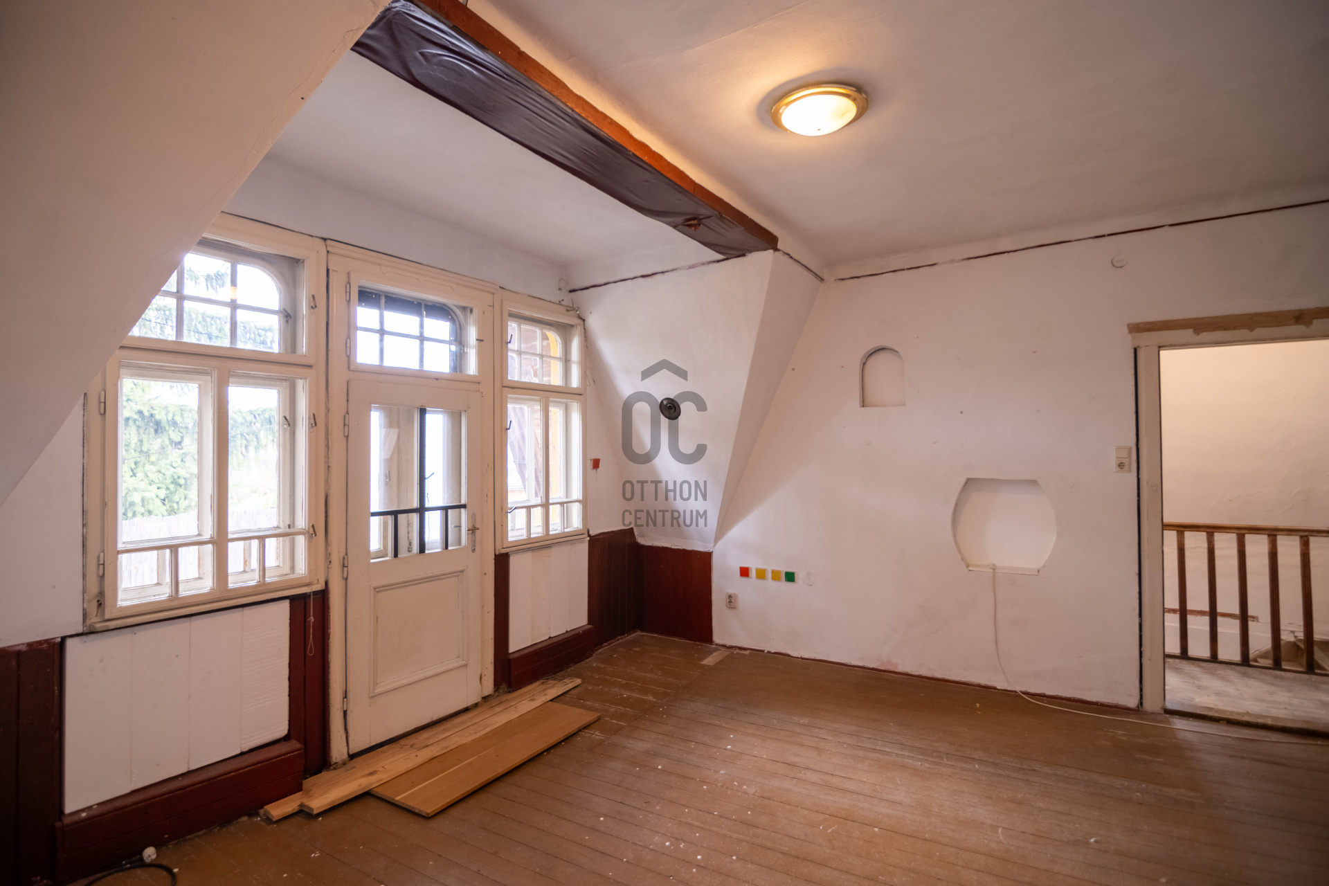 Gallery zoom image