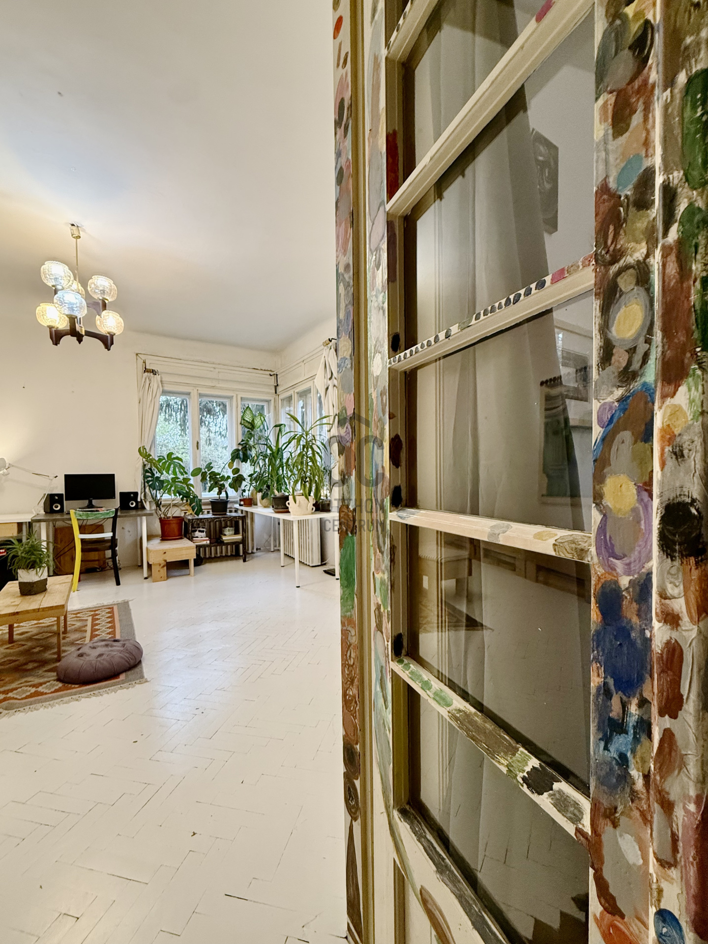 Gallery zoom image