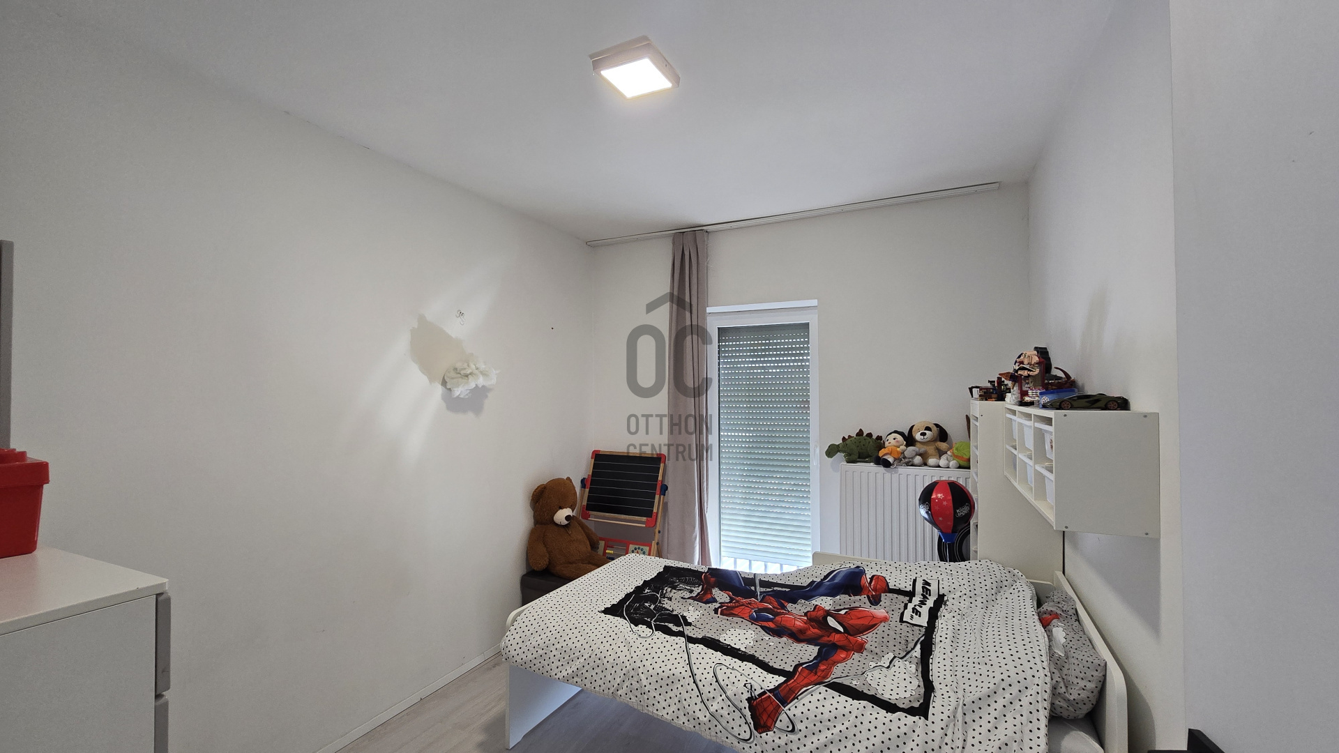Gallery zoom image