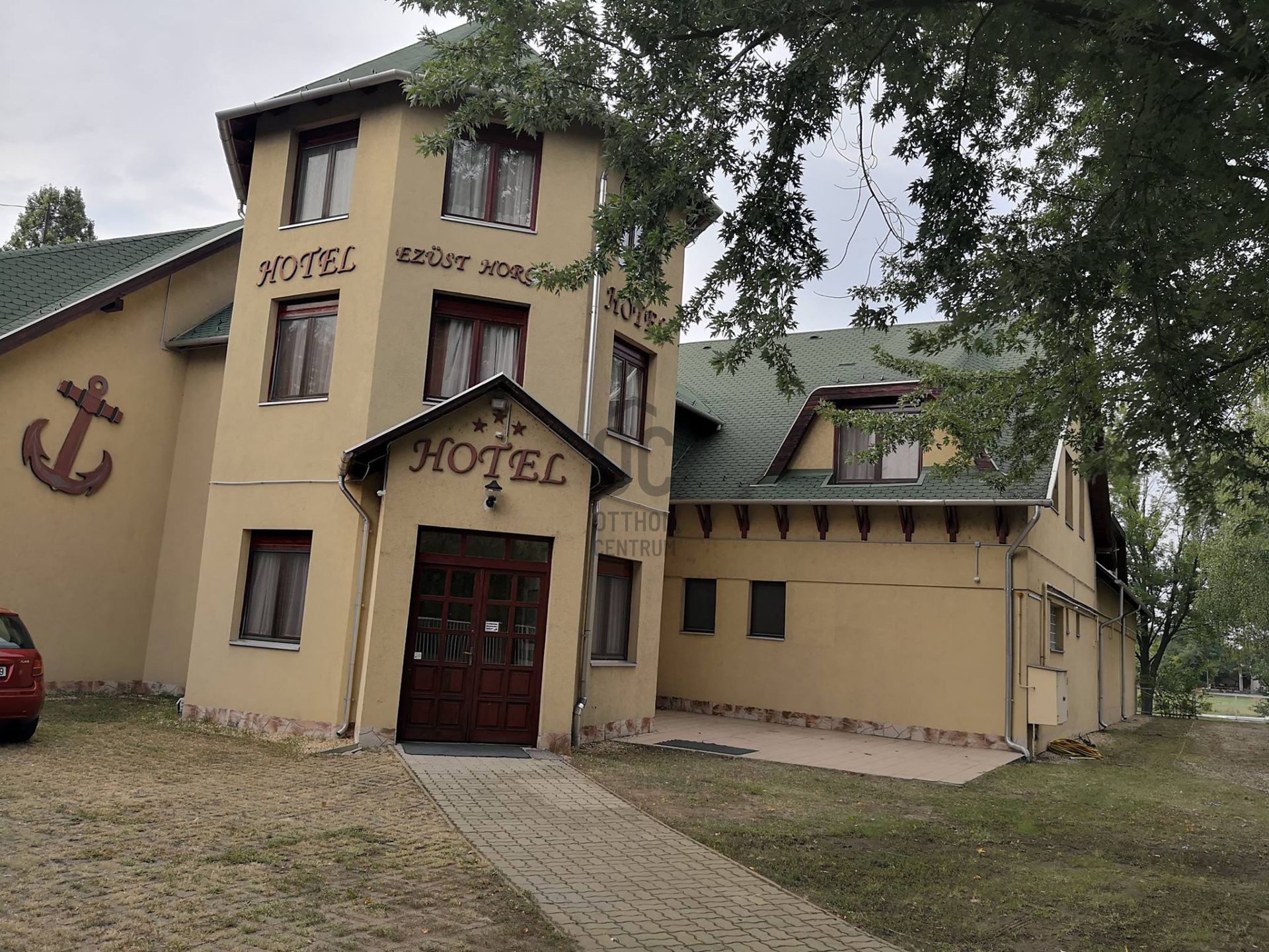 Gallery zoom image