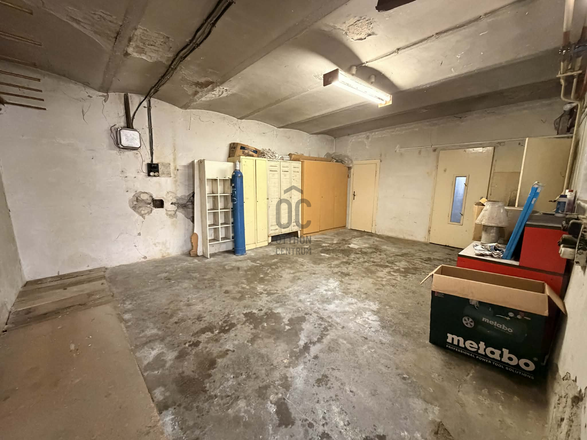 Gallery zoom image