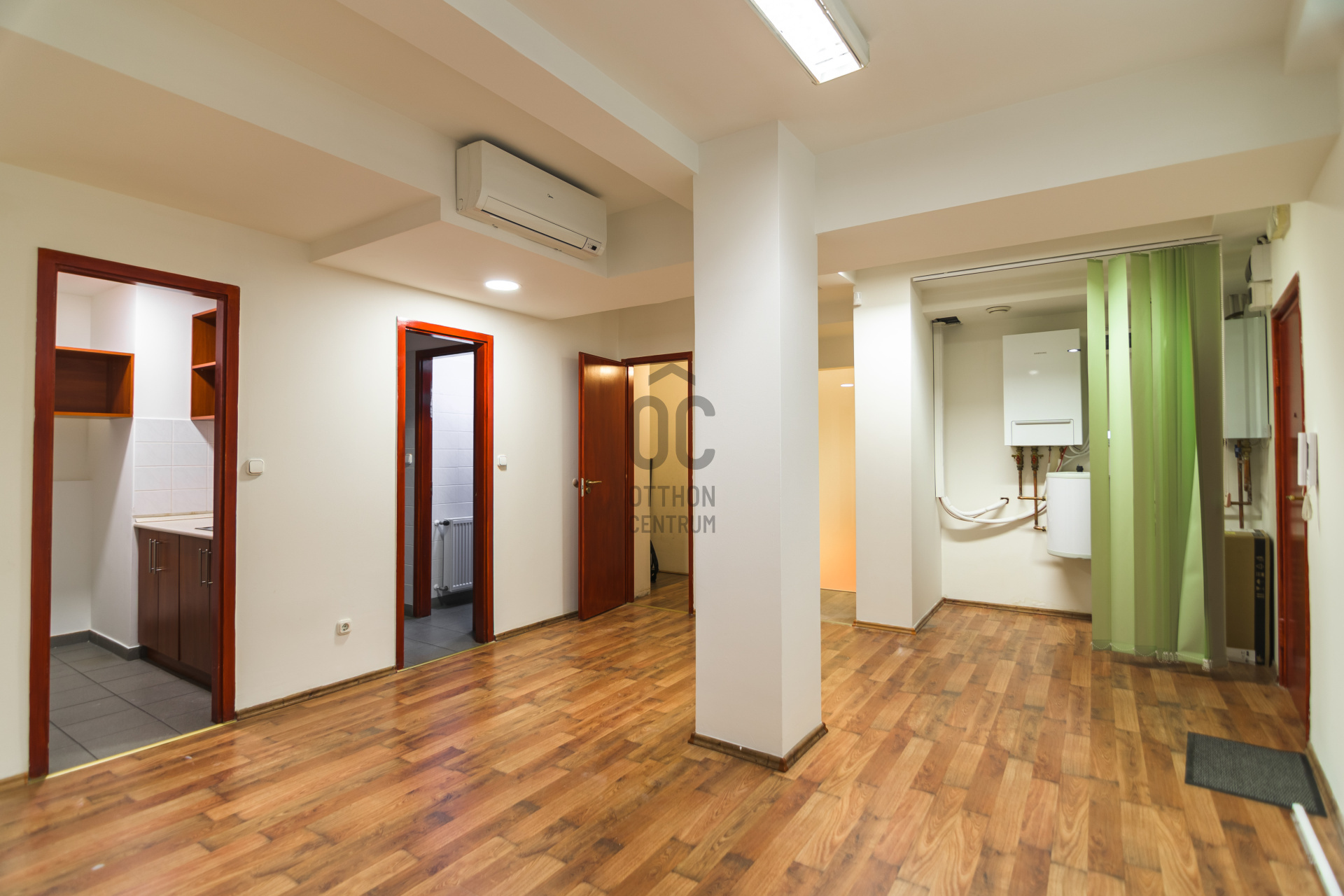 Gallery zoom image