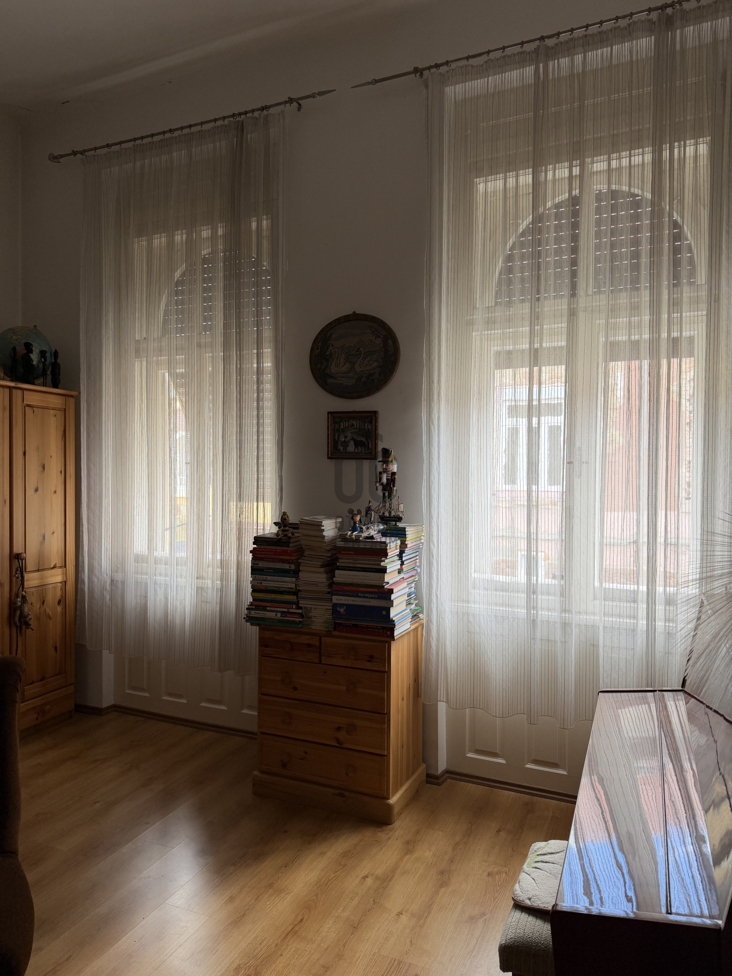 Gallery zoom image